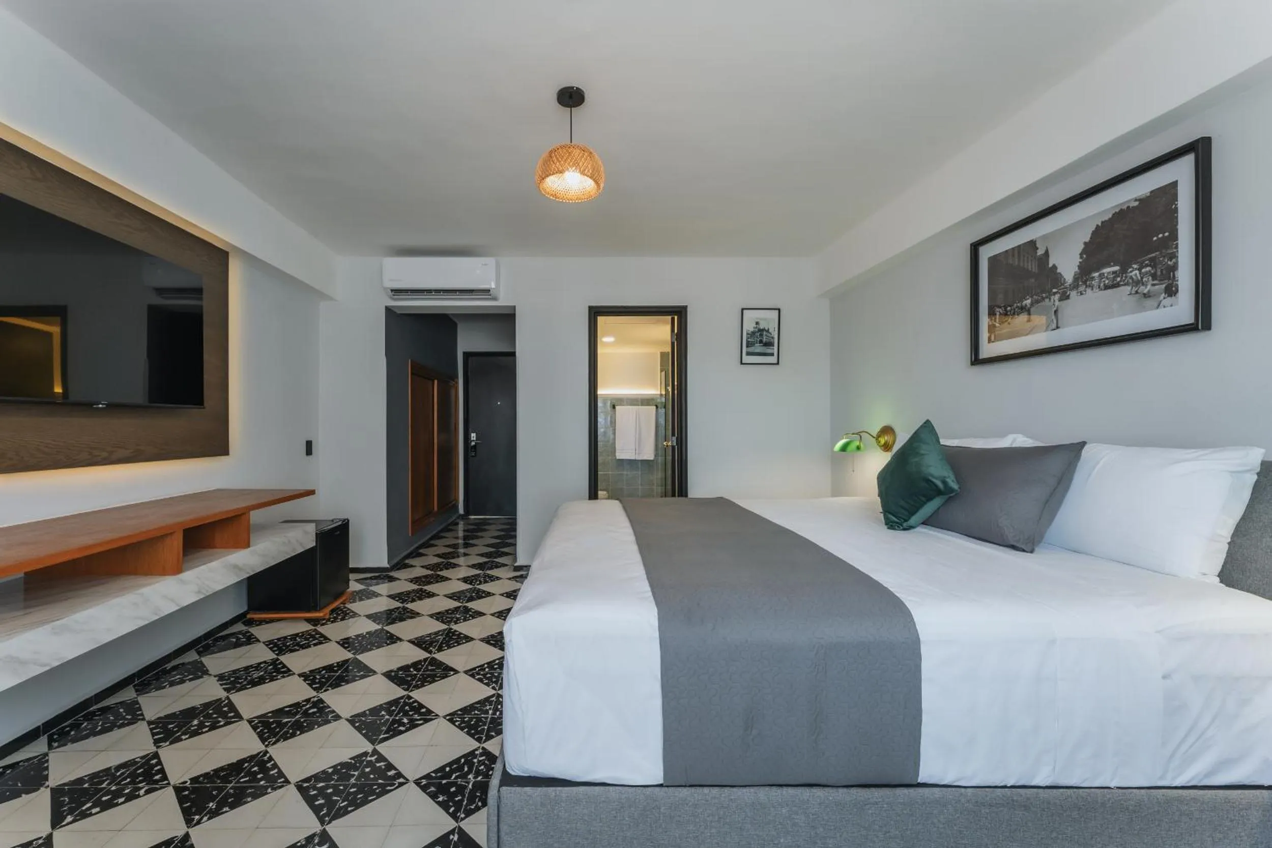 Bed in Gran Hotel Panamericana, Mérida