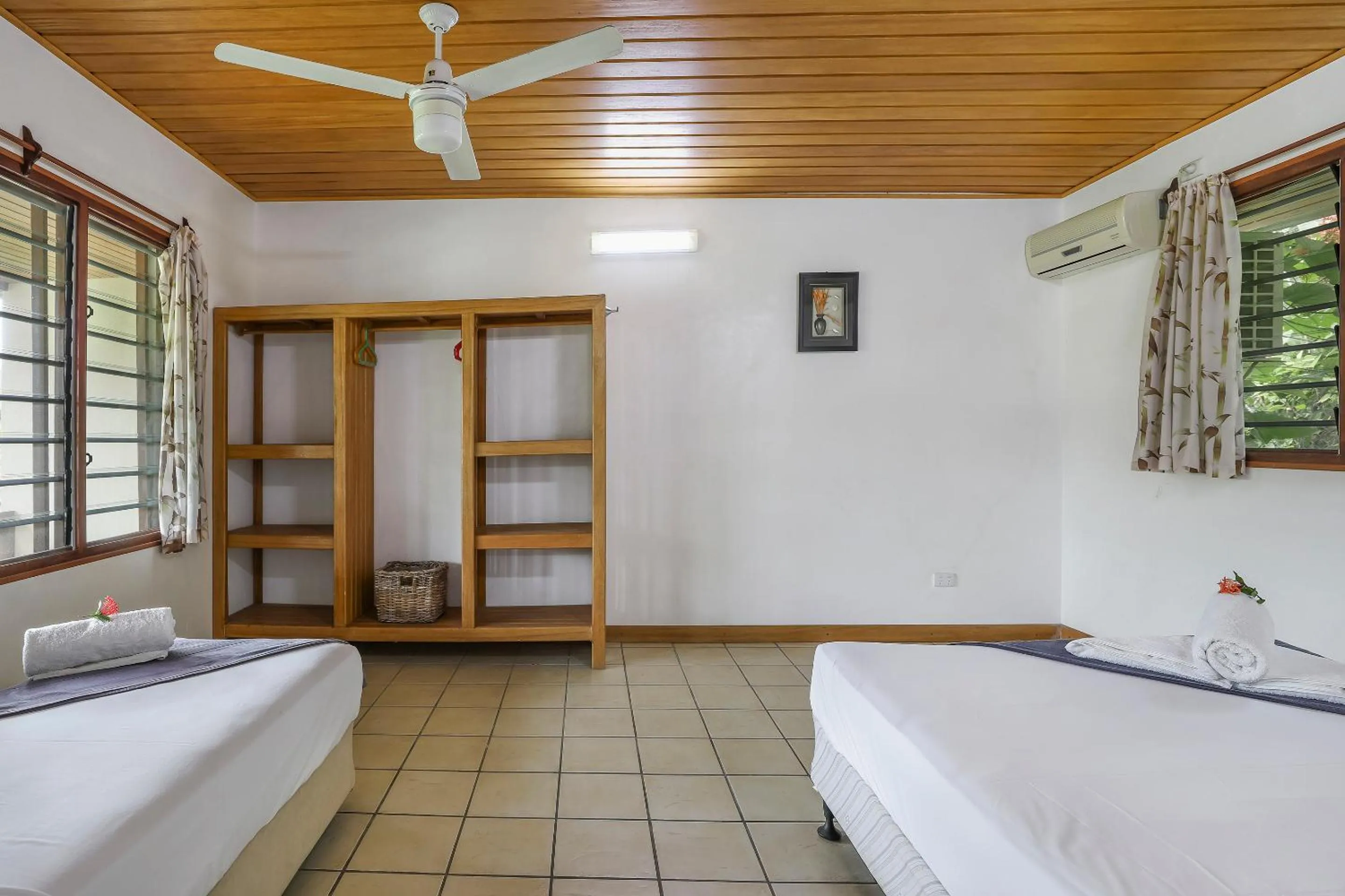 Bedroom, Bed in Beachfront Resort