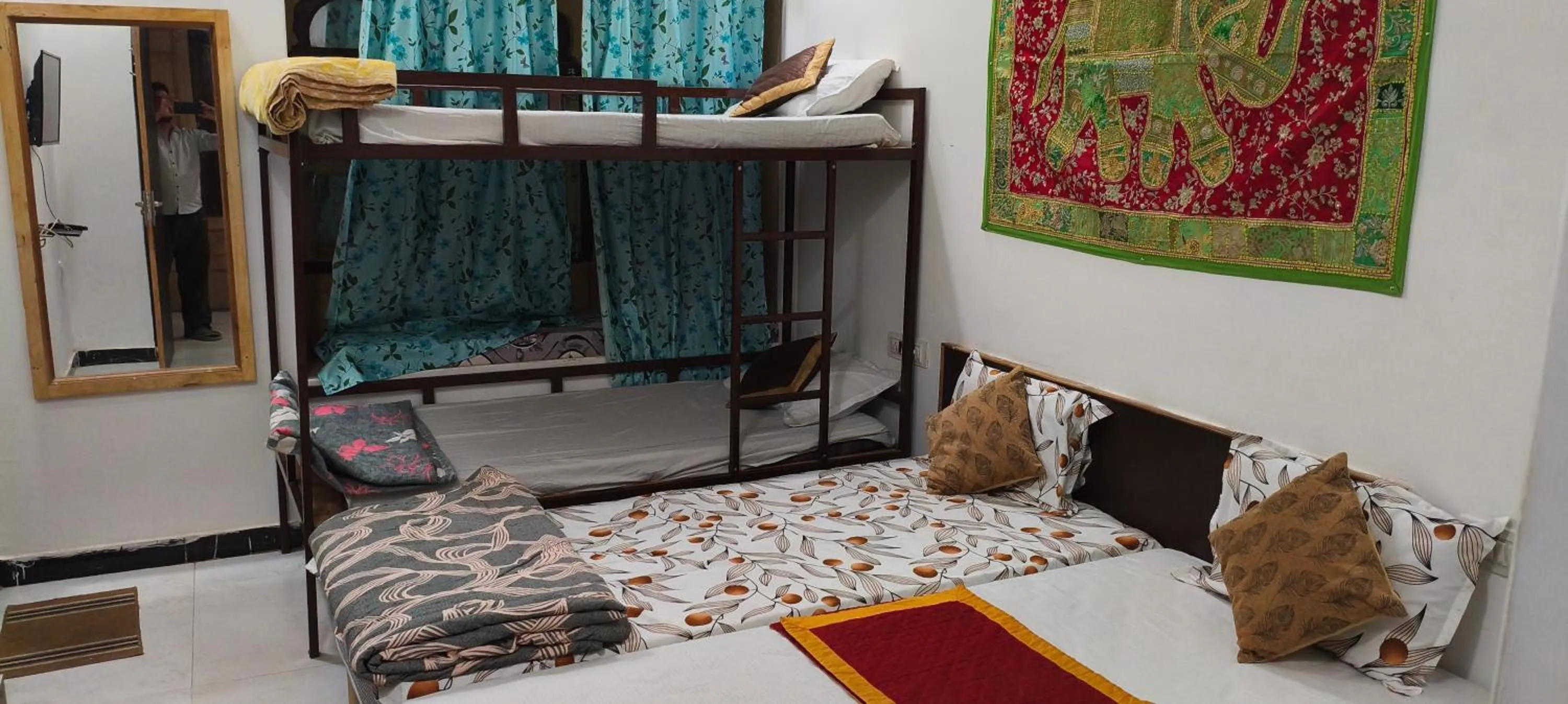 Bedroom, Bed in Hotel Tofu safari