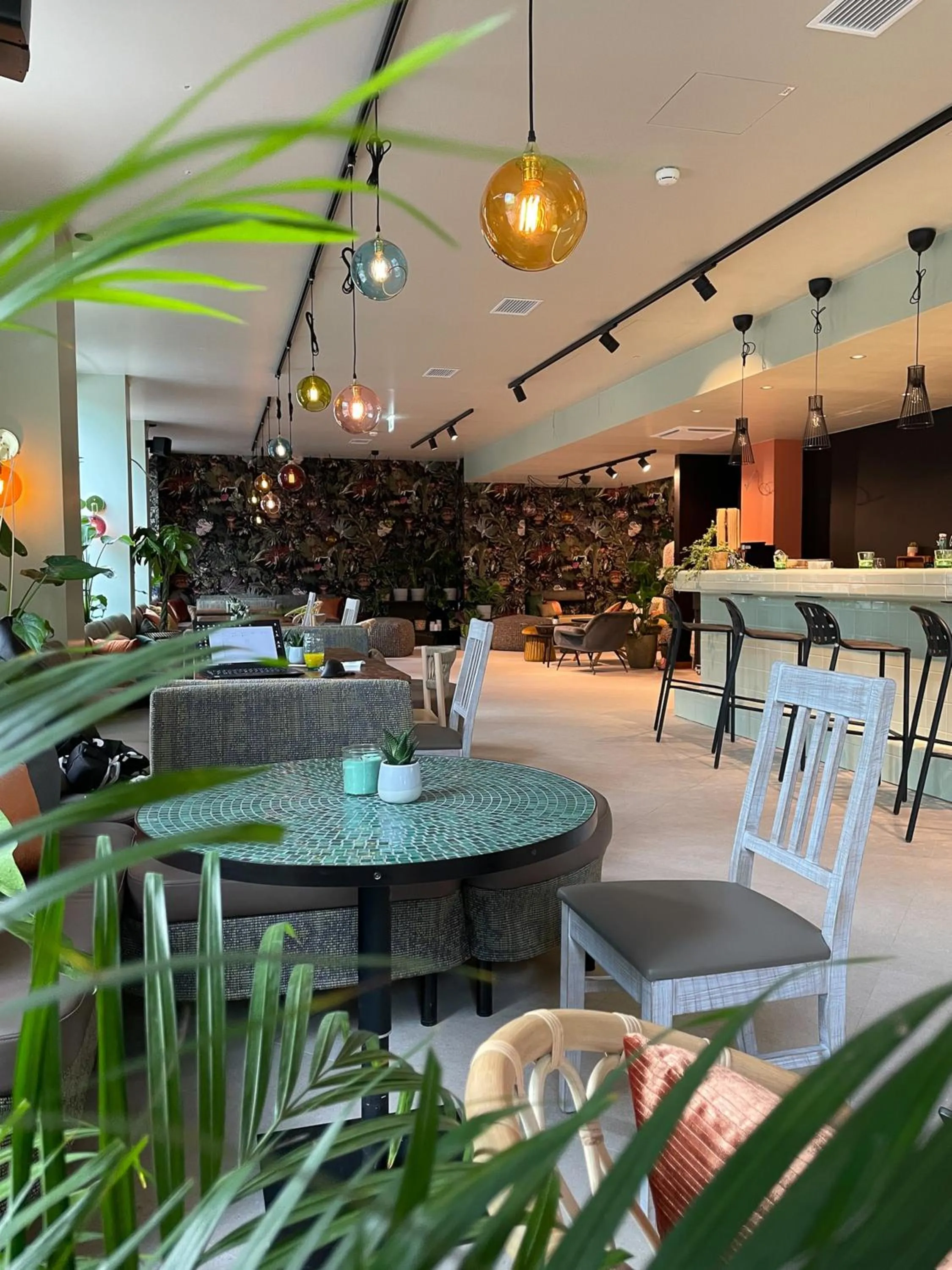 Lounge or bar in Cocoon Salzburg