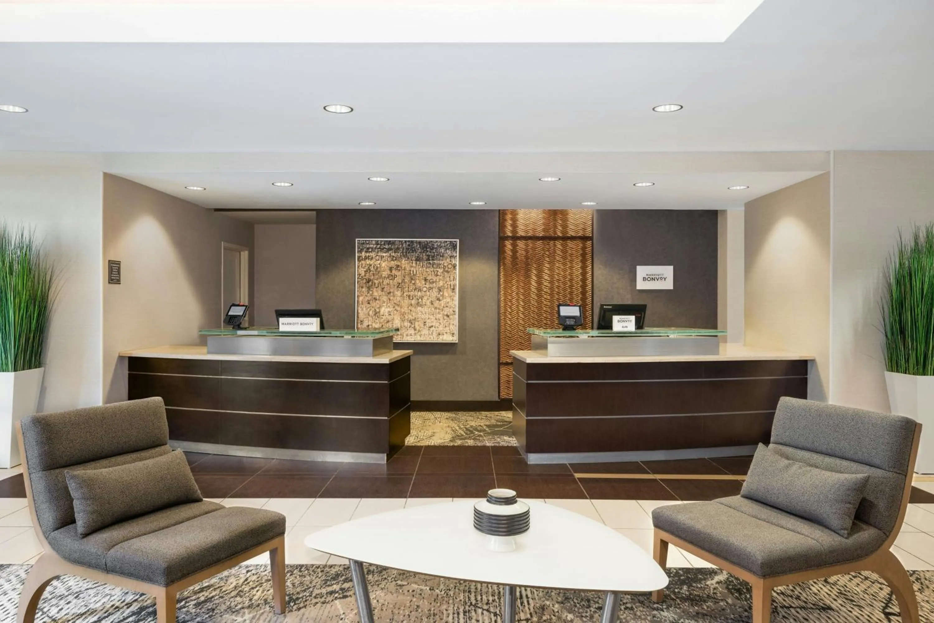 Lobby or reception in Residence Inn by Marriott Des Moines Downtown