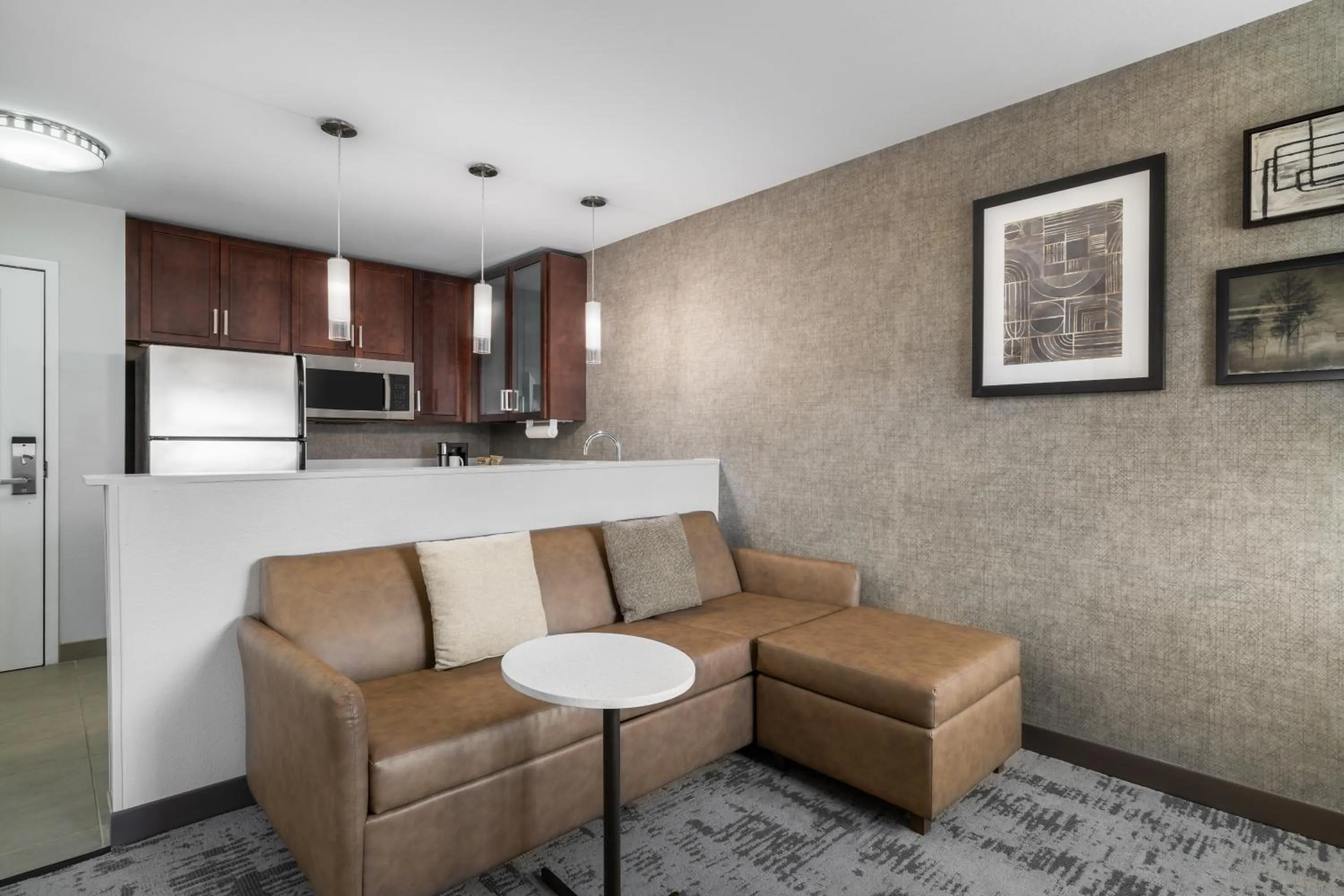 Seating area in Residence Inn by Marriott Des Moines Downtown