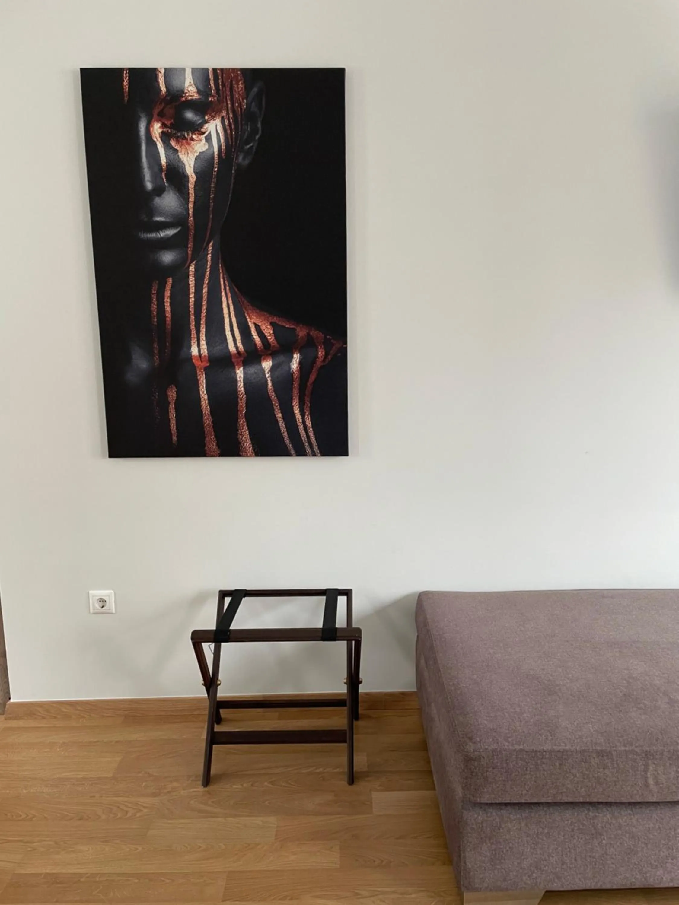 Decorative detail in Iasonos Suites Athens