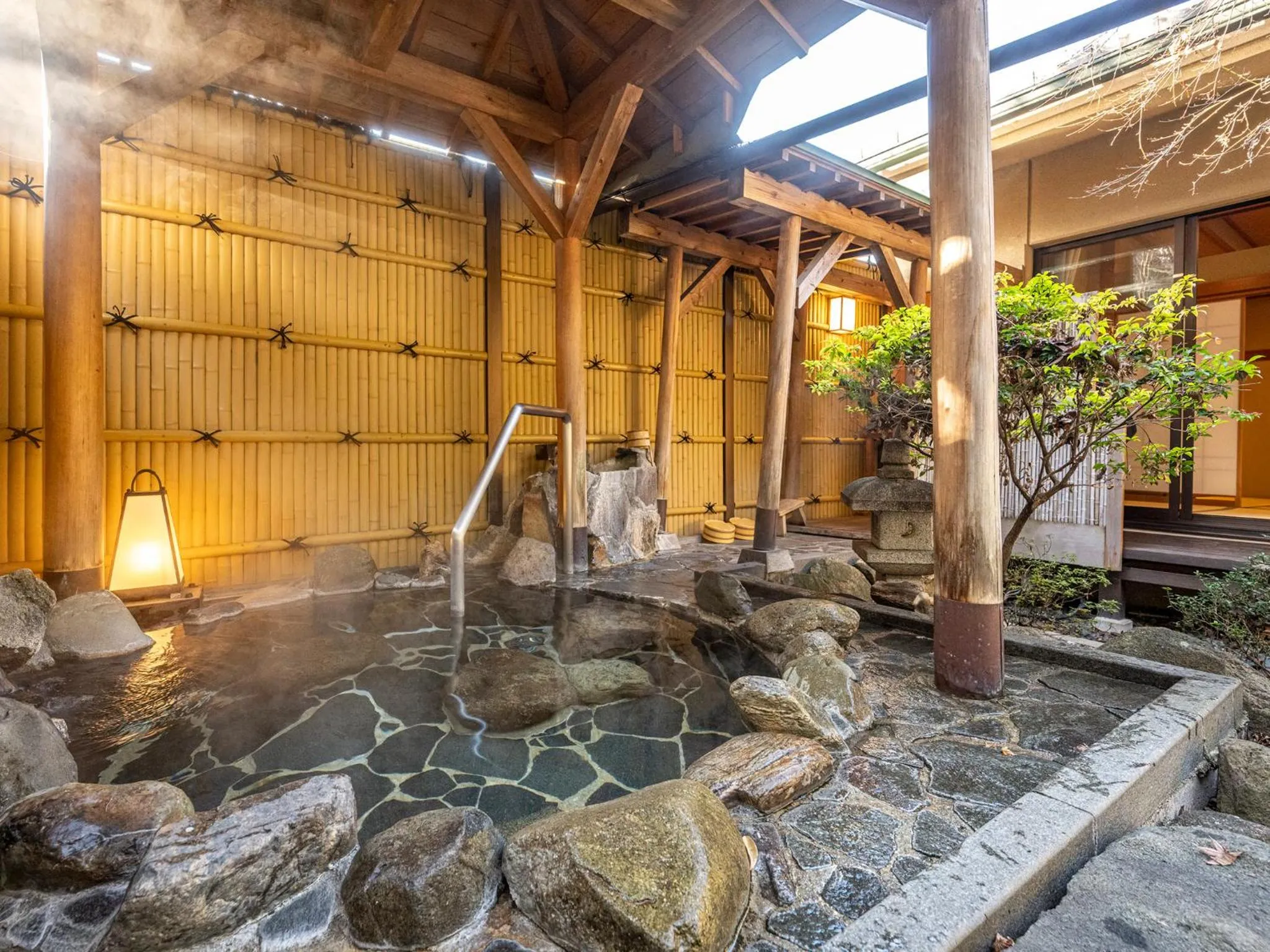 Hot Spring Bath in Yumoto Kanko Hotel Saikyo