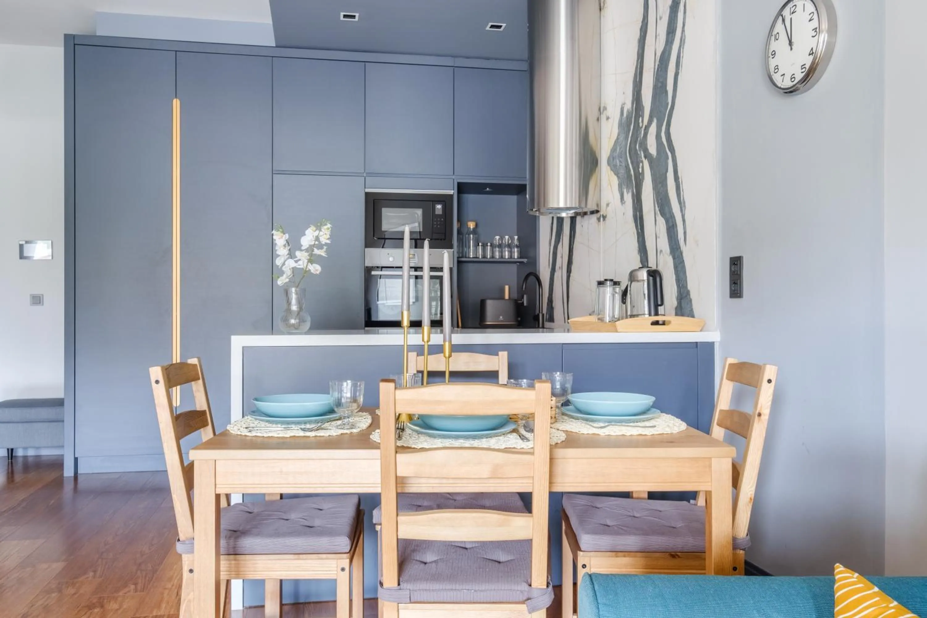 Dining area in Benesta Residence by NewInn