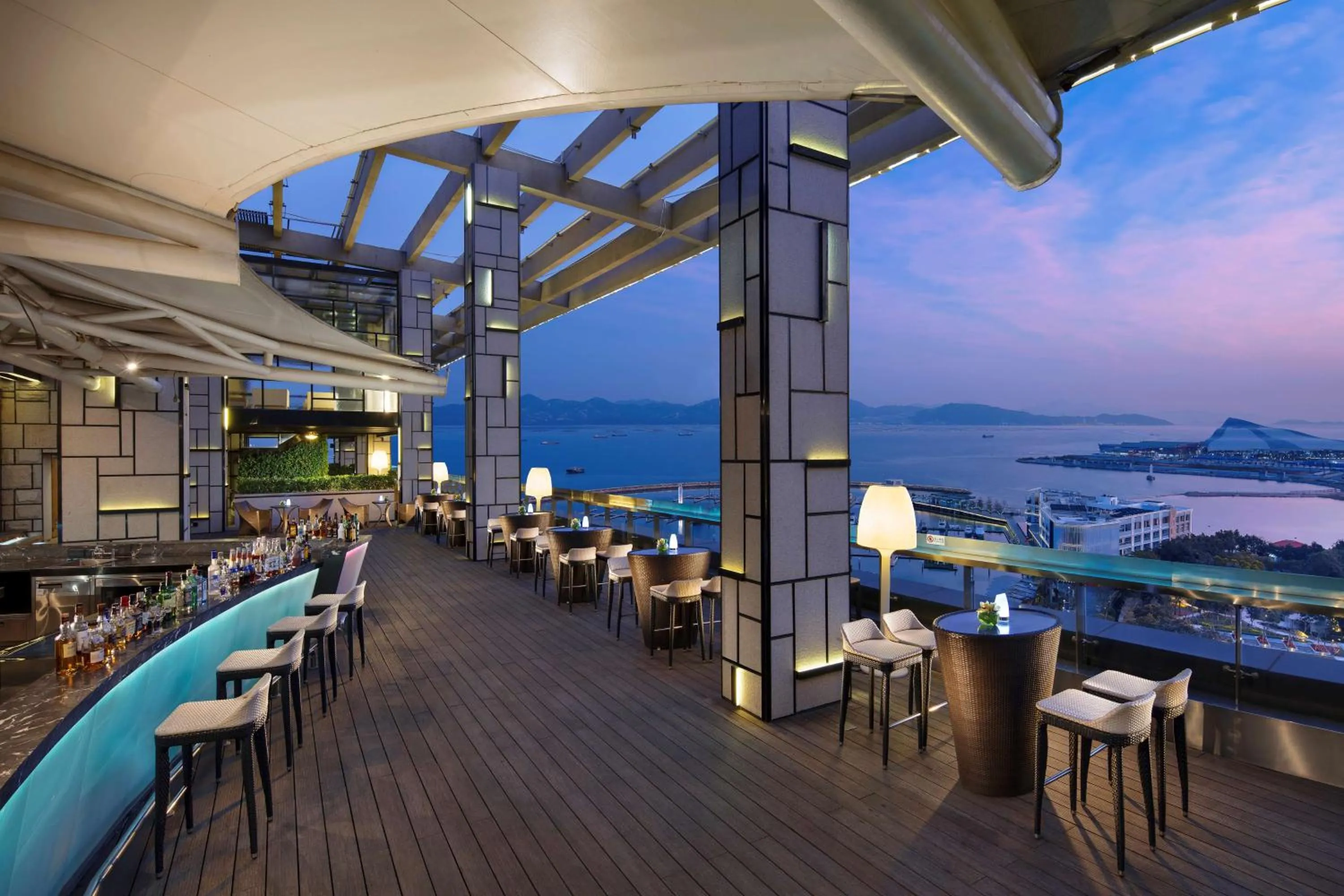 Restaurant/places to eat in Hilton Shenzhen Shekou Nanhai