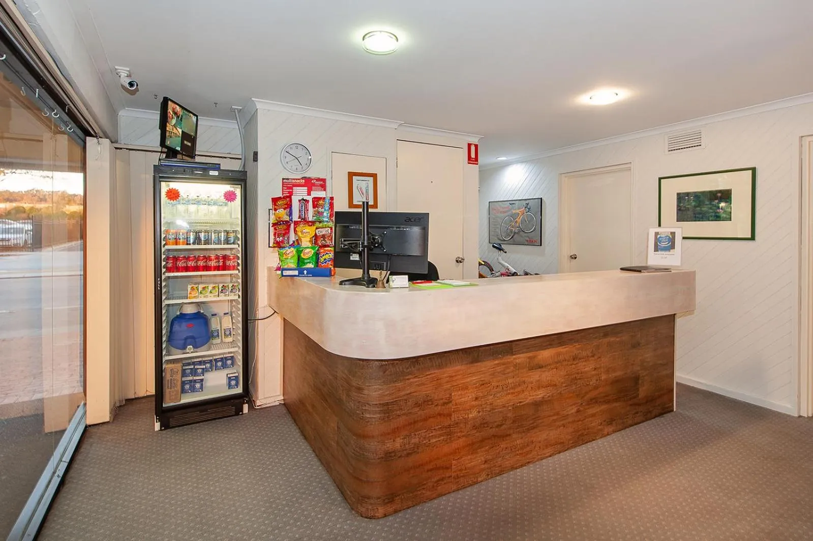Lobby or reception in Winsor Park Motor Inn