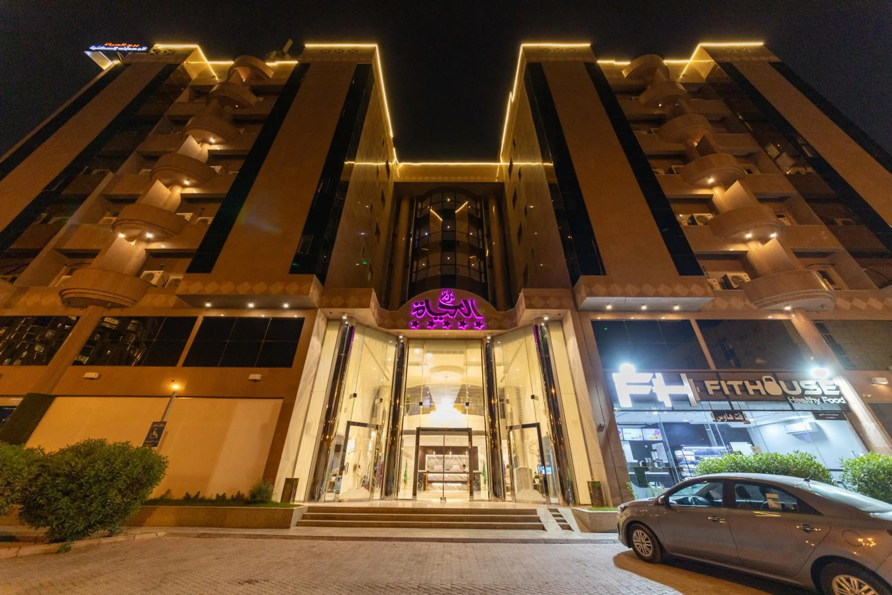 Property building in Burj Al Hayat Hotel Suites - Al Olaya