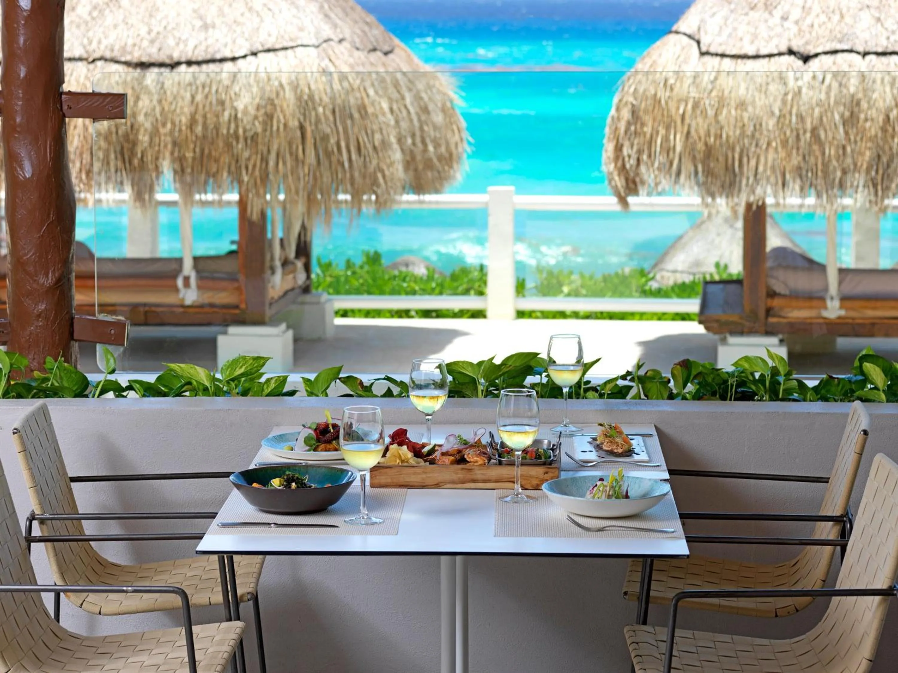 Food and drinks in Paradisus Cancun All Inclusive - Grand Reopening coming soon