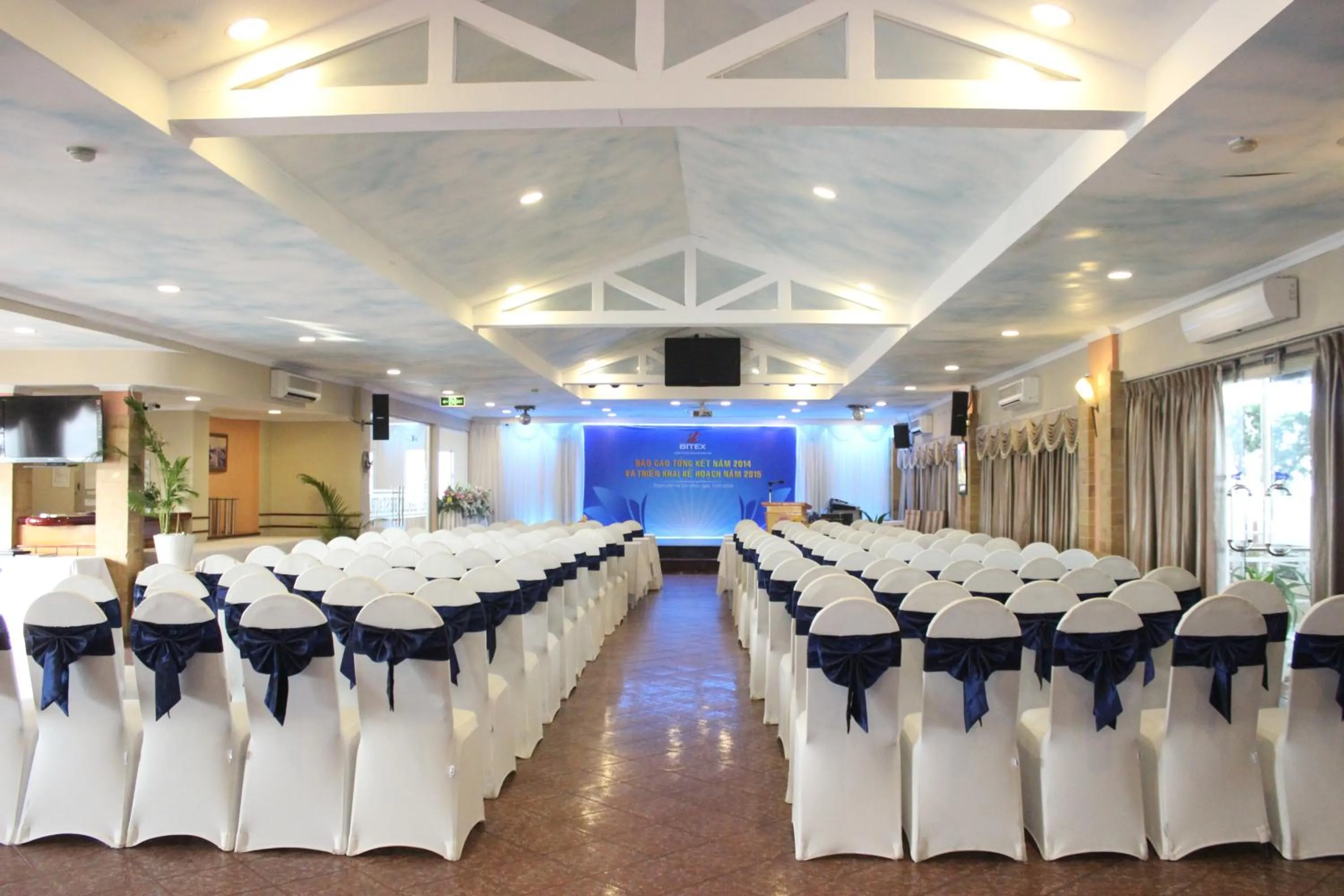 Banquet/Function facilities in Thien Hong - Arc En Ciel Hotel
