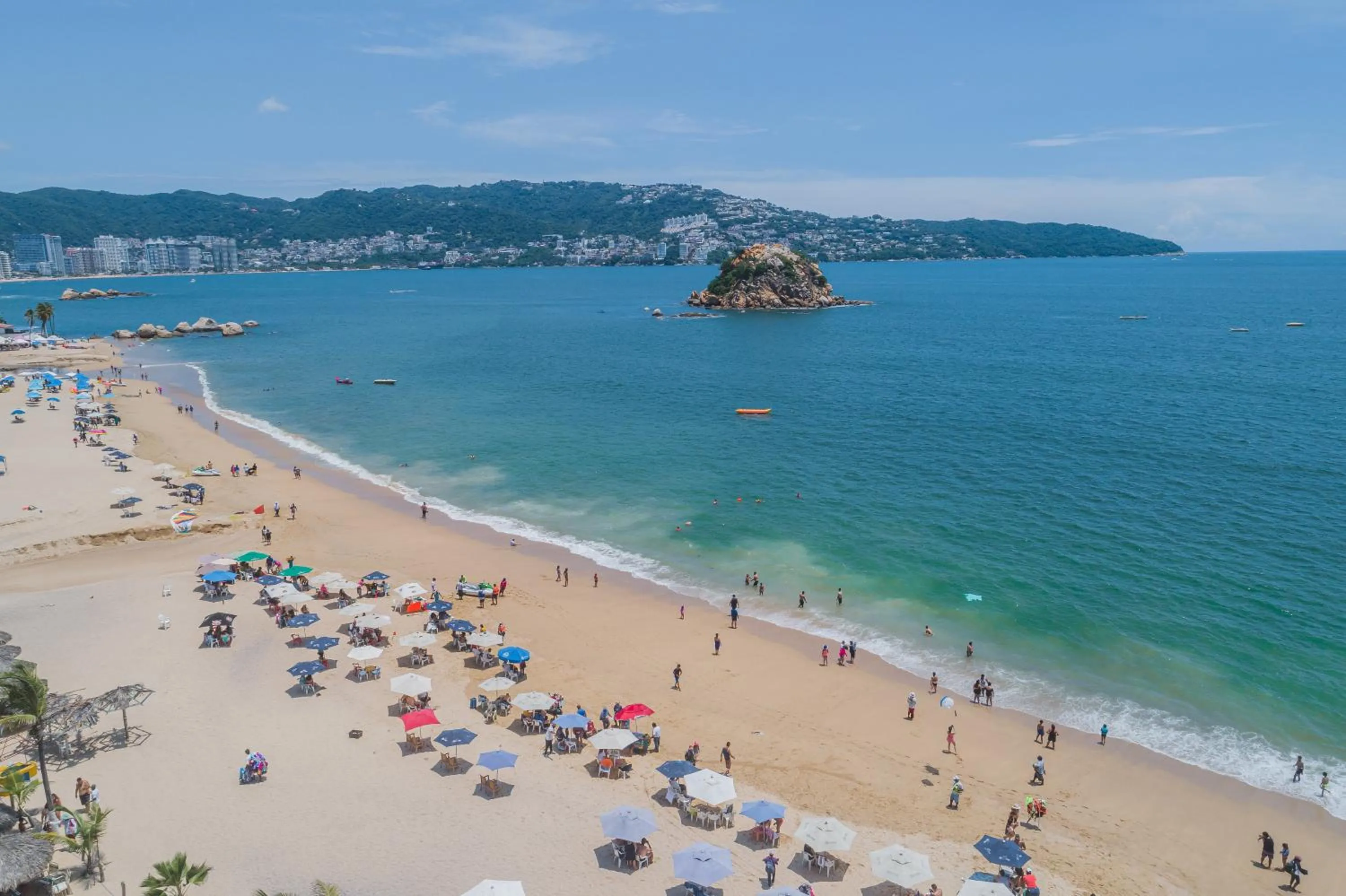 Bird's eye view in Playa Suites Acapulco