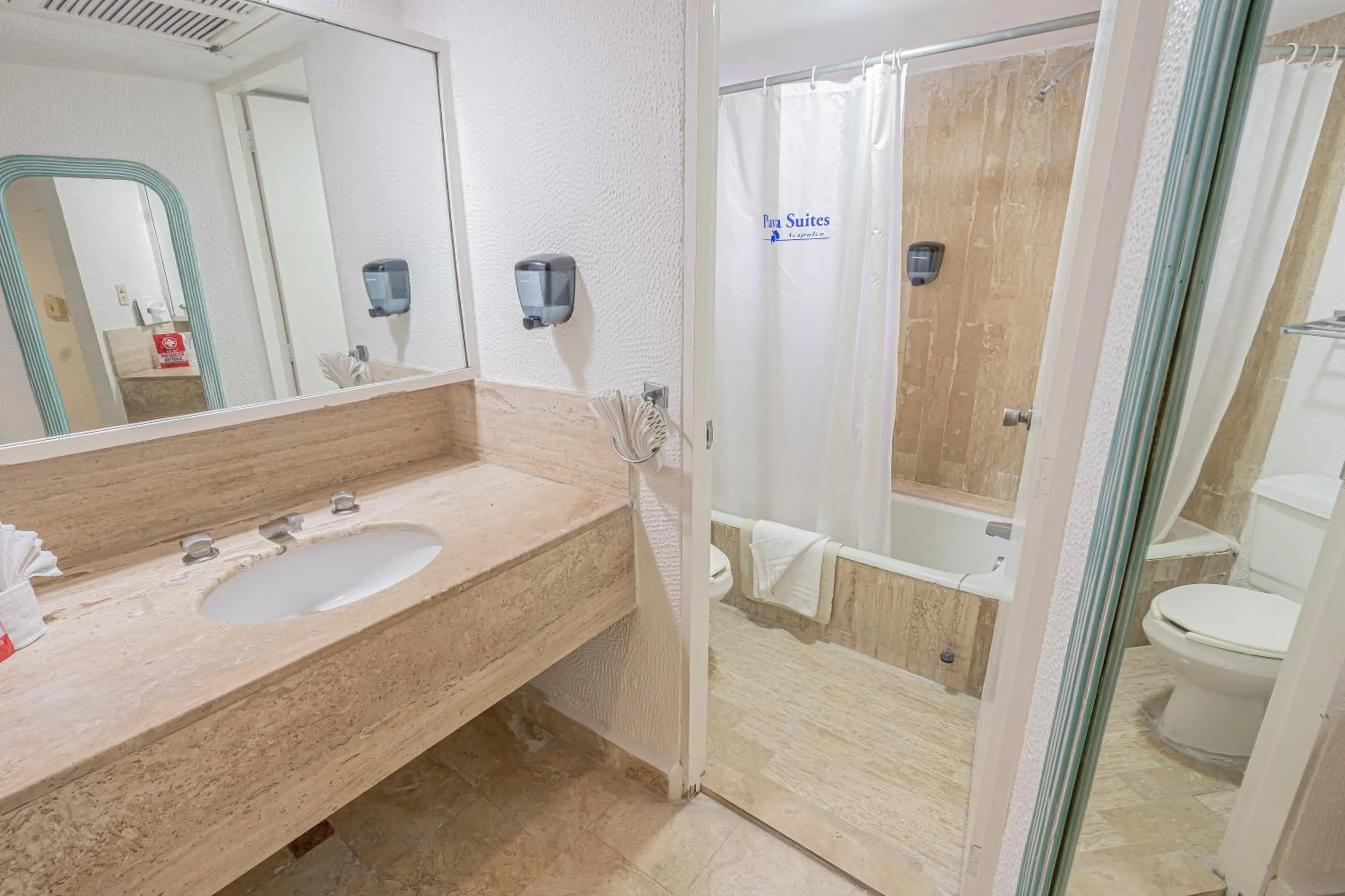 Bathroom in Playa Suites Acapulco