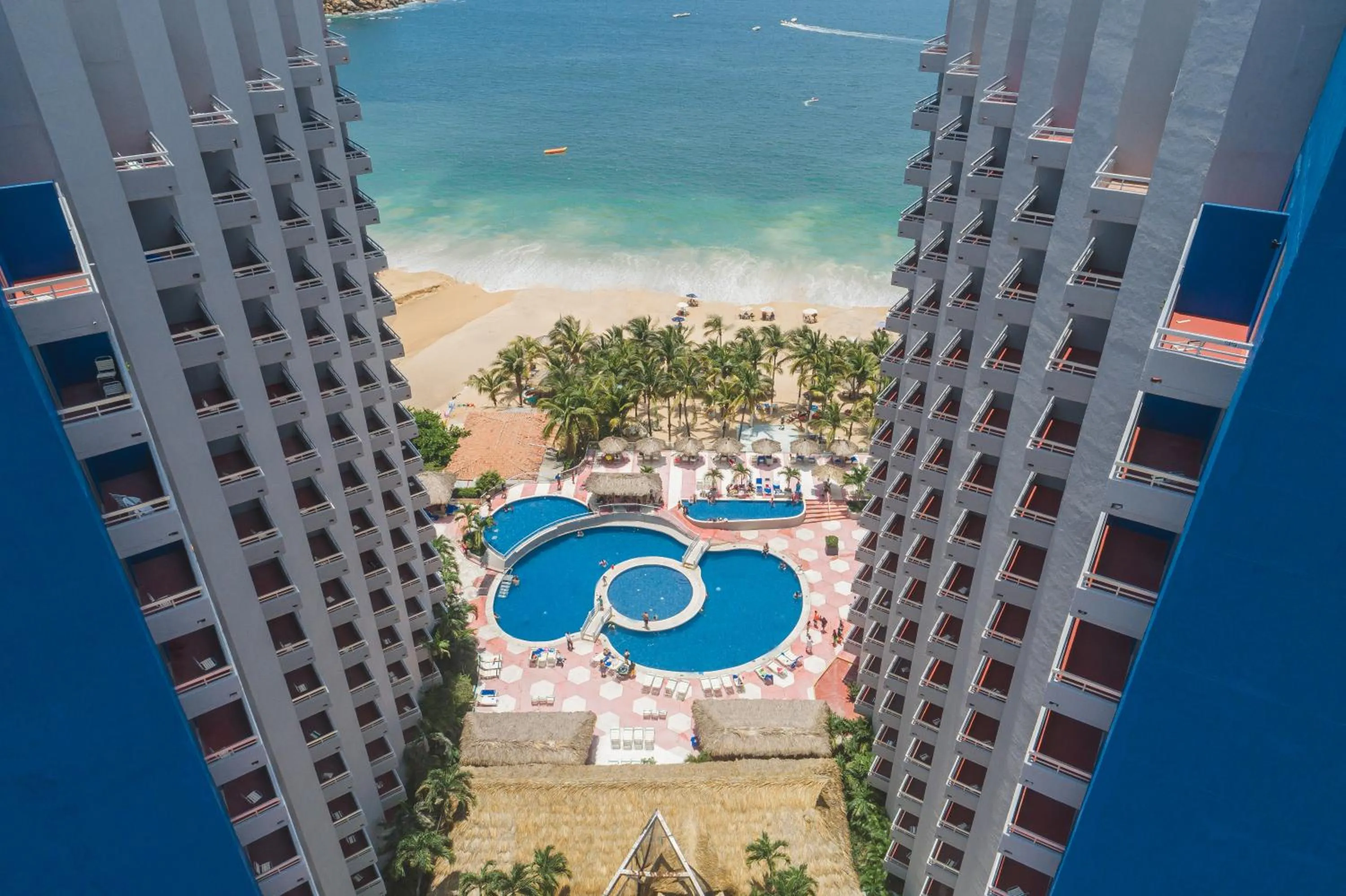Bird's eye view in Playa Suites Acapulco