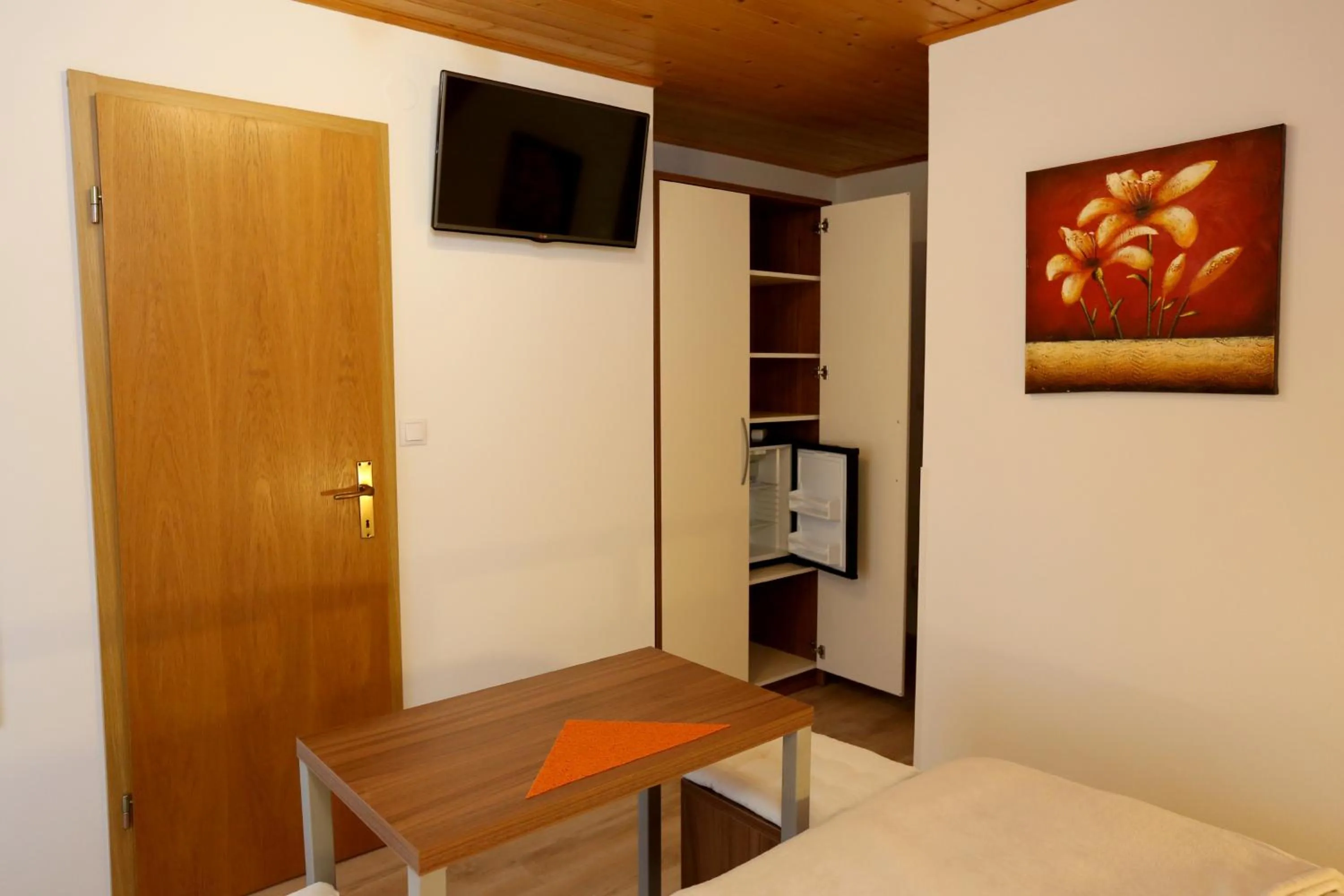 Photo of the whole room in Accommodation Resman