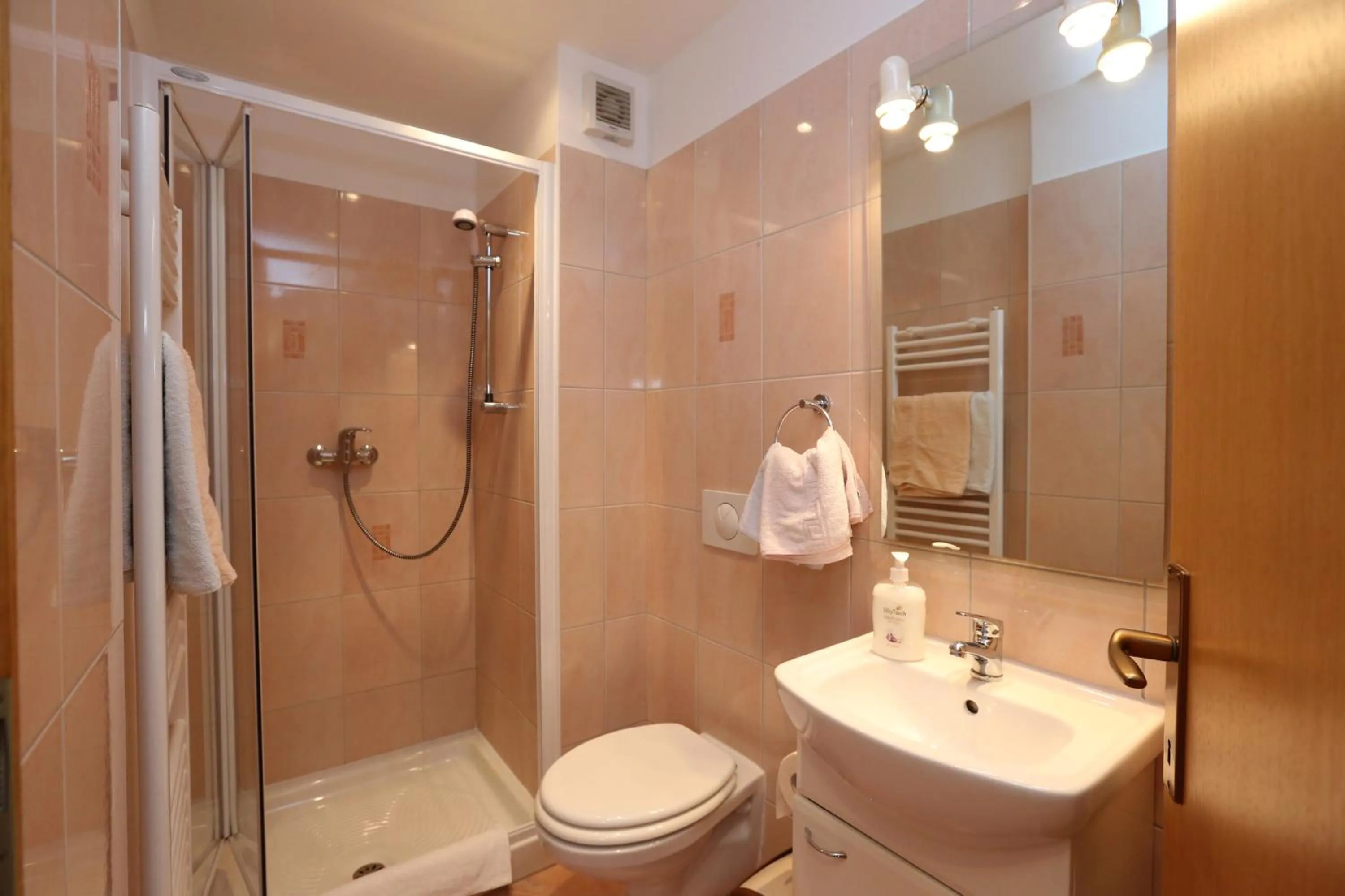 Bathroom in Accommodation Resman