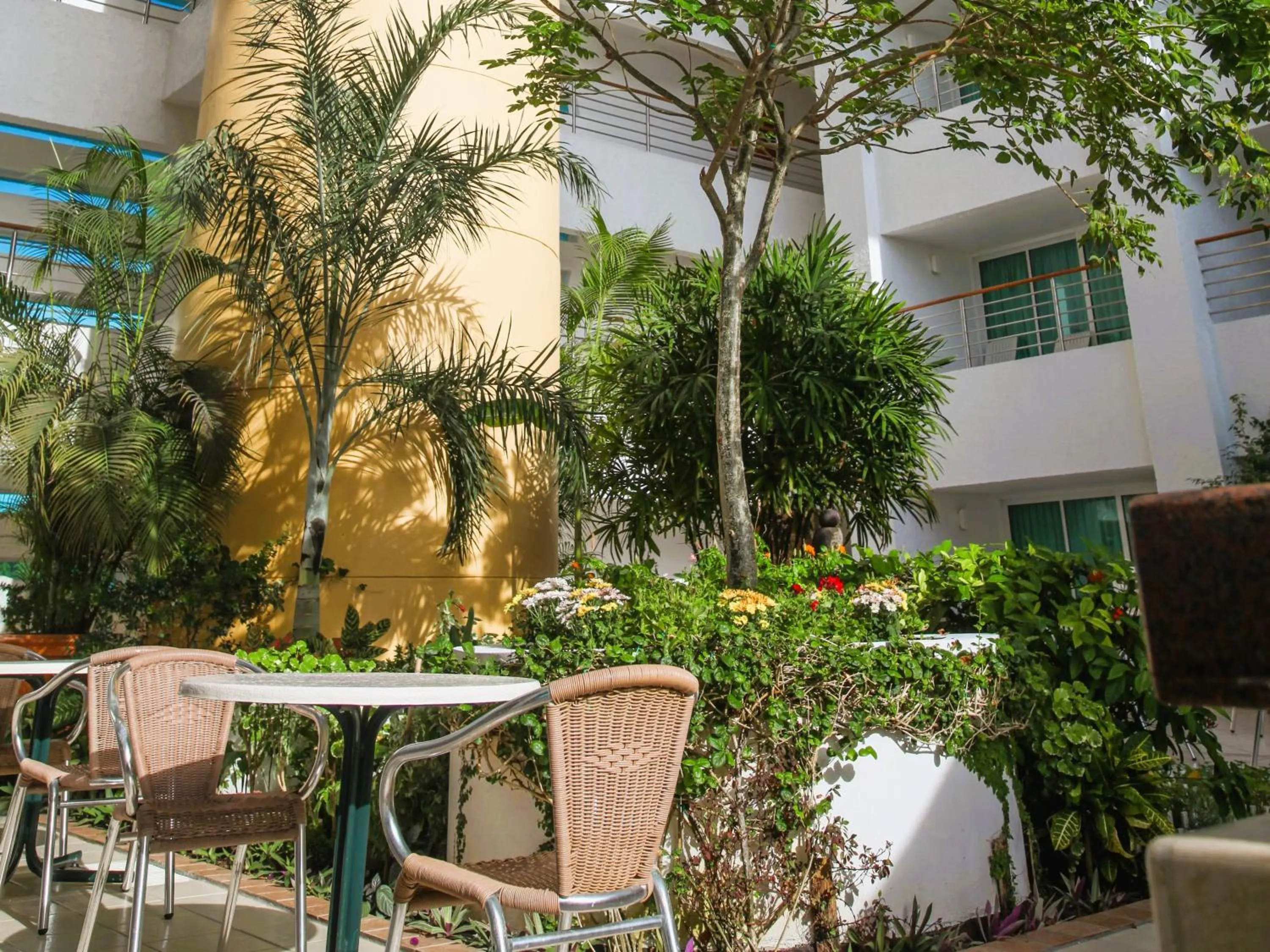 Patio in Hotel Casa Mexicana Cozumel