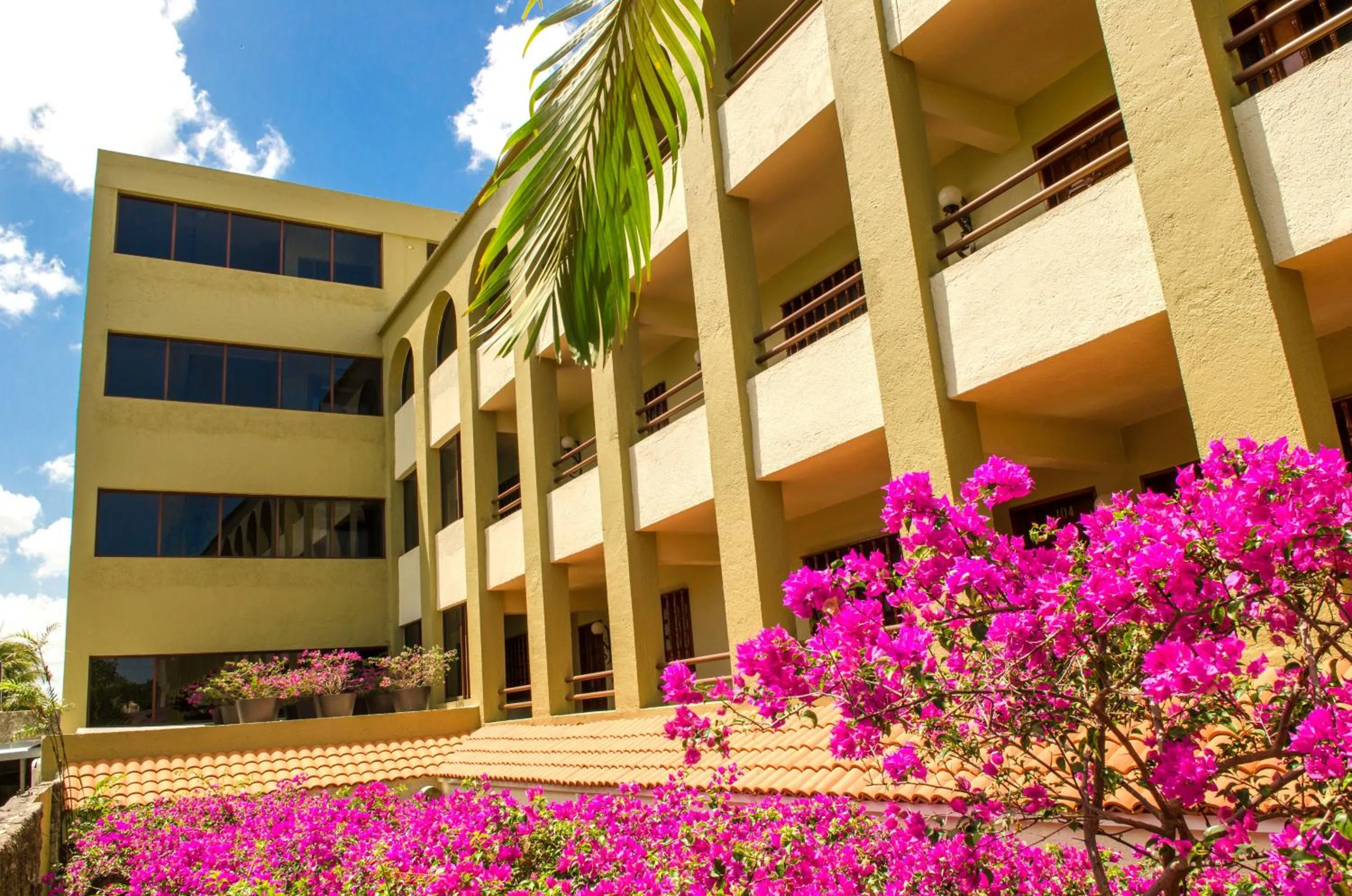 Property building in Hotel Casa Colonial Cozumel