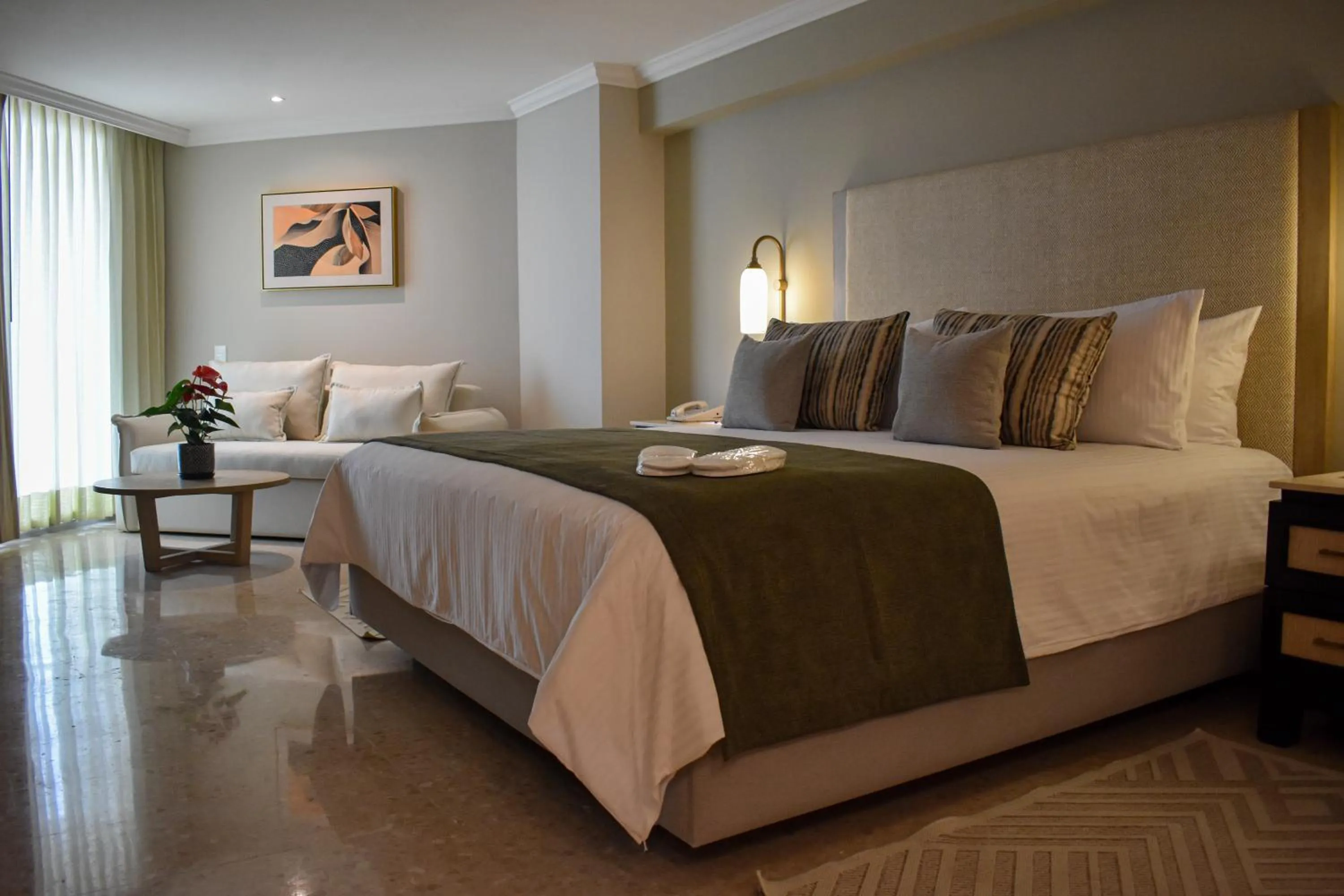 Bedroom, Bed in Princess Mundo Imperial Riviera Diamante Acapulco