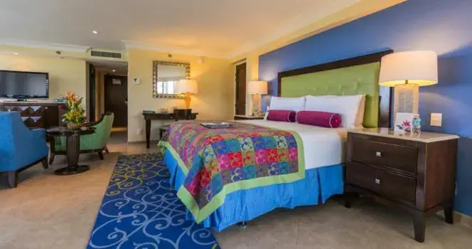 Junior Suite Golf View King in Princess Mundo Imperial Riviera Diamante Acapulco Junior Suite Golf View King in Princess Mundo Imperial Riviera Diamante Acapulco