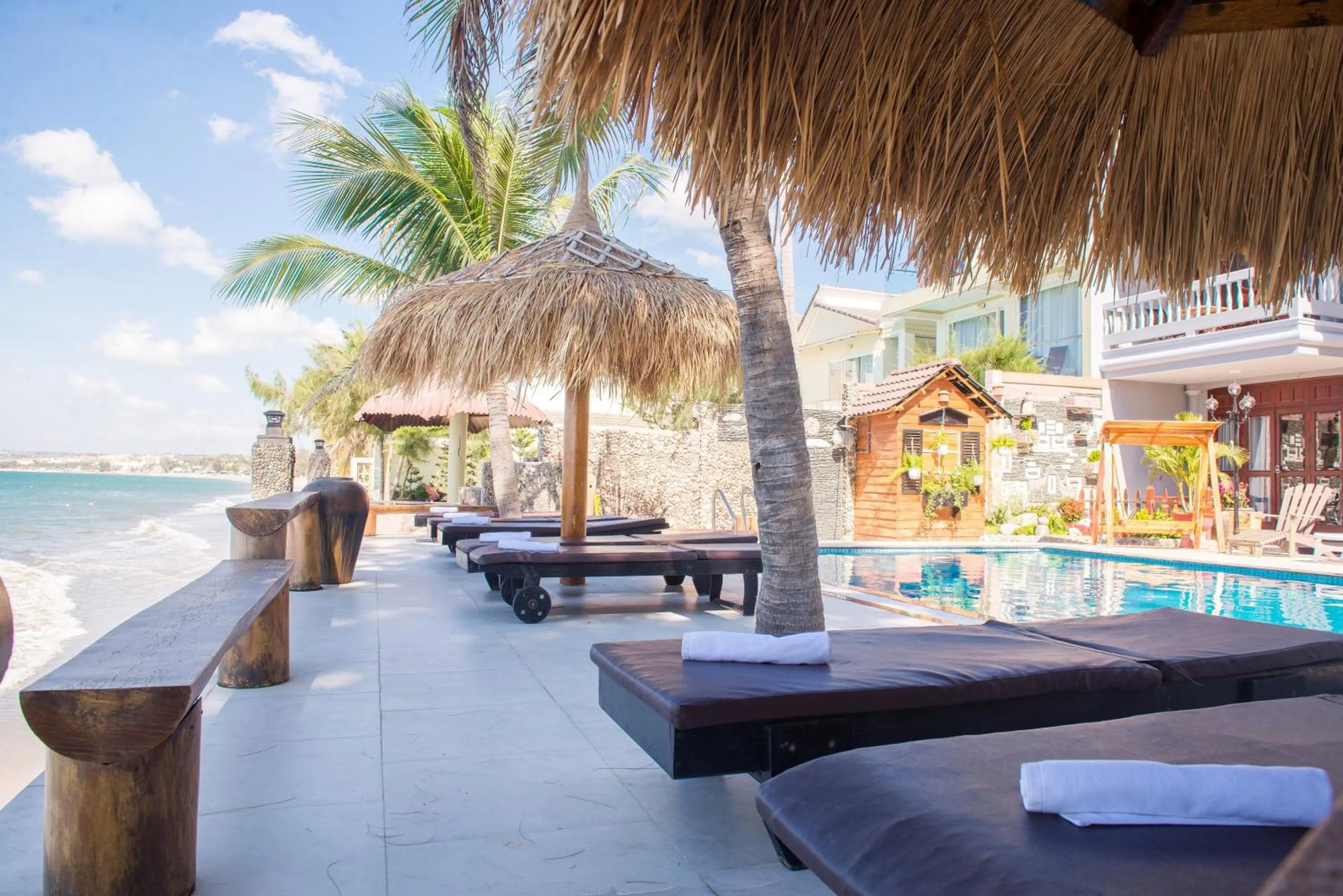 Beach in ViVa Resort Mui Ne