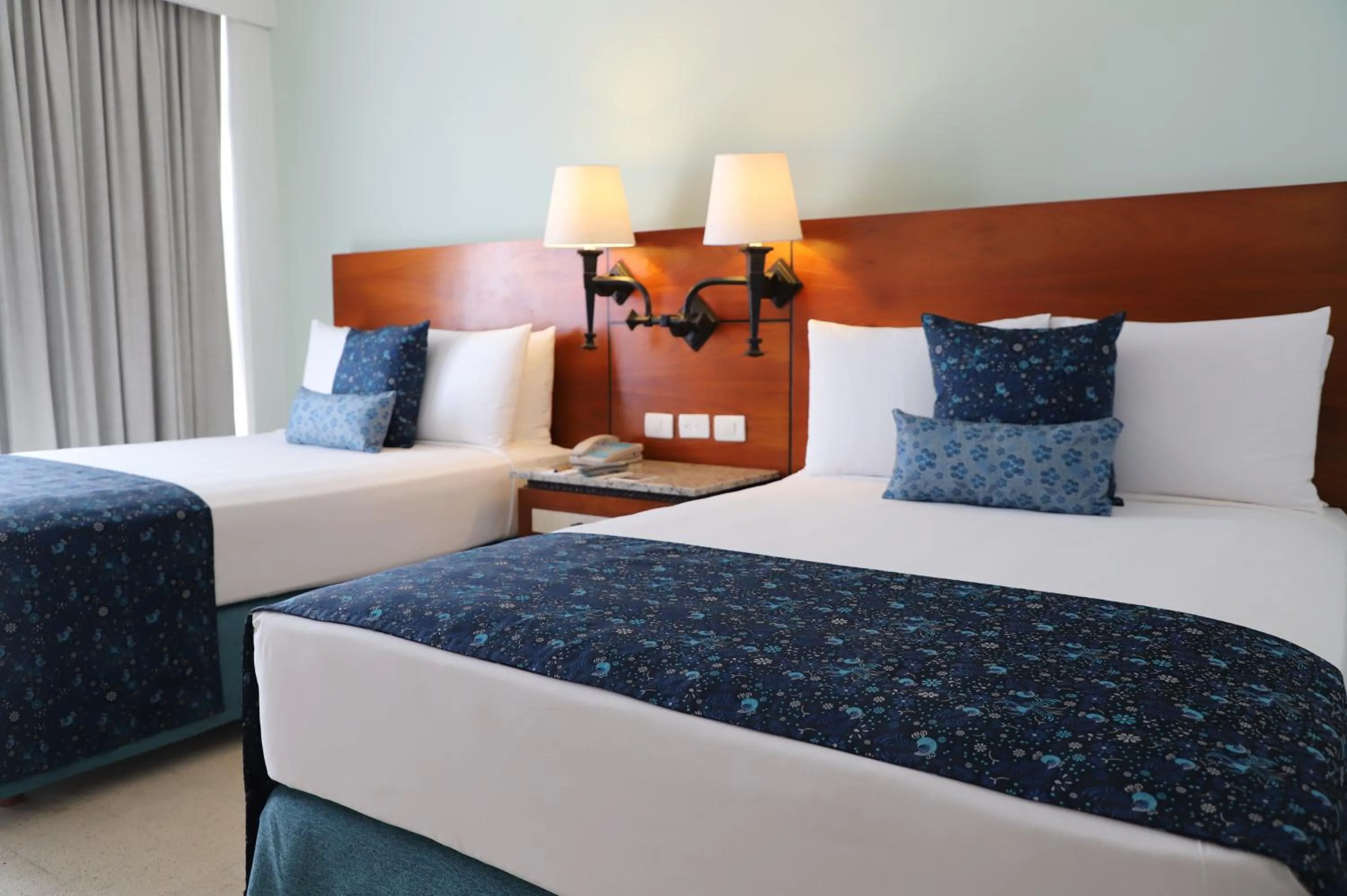 Bed in Pierre Mundo Imperial Riviera Diamante Acapulco