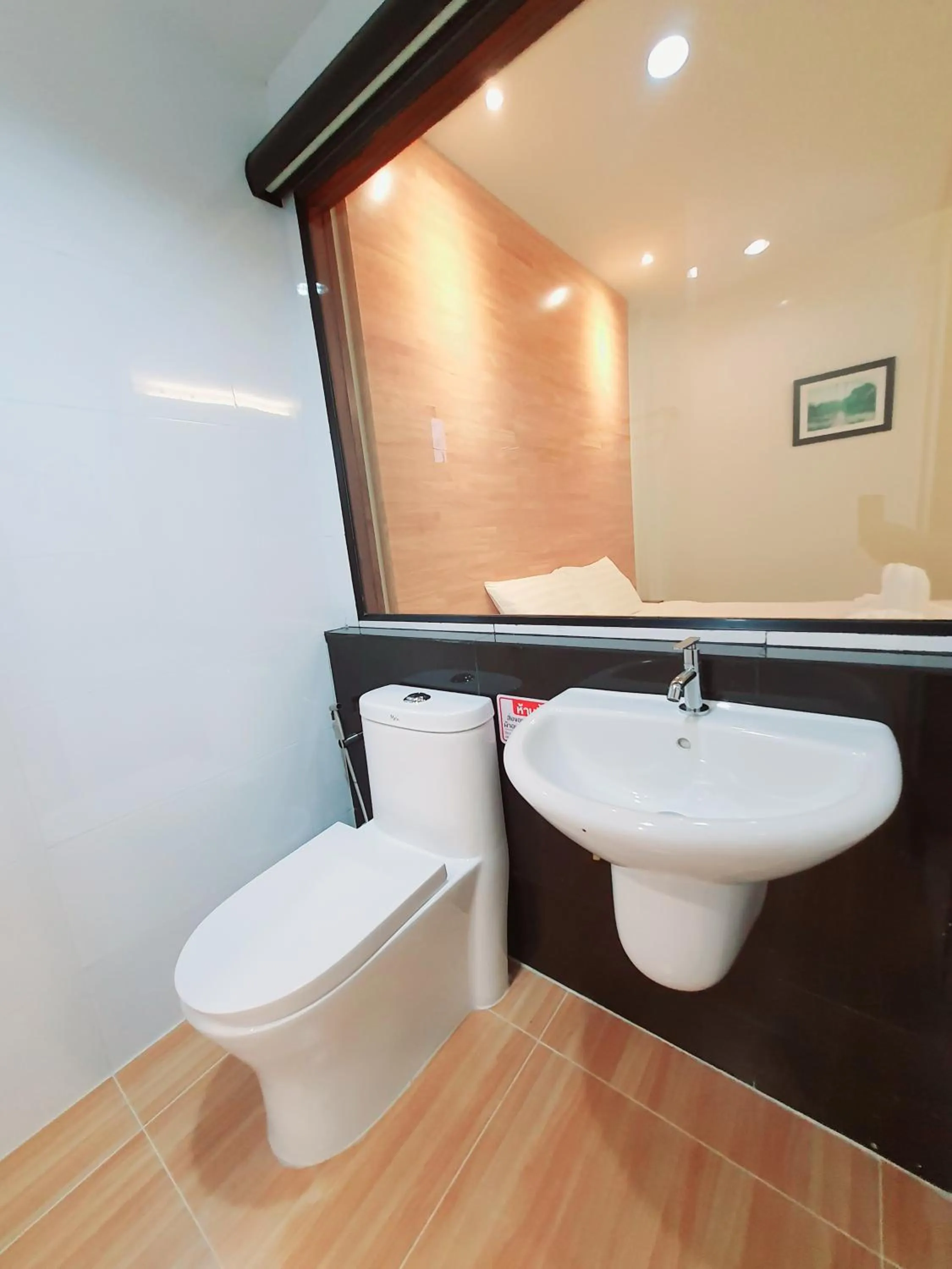 Bathroom in SUhotel Suratthani