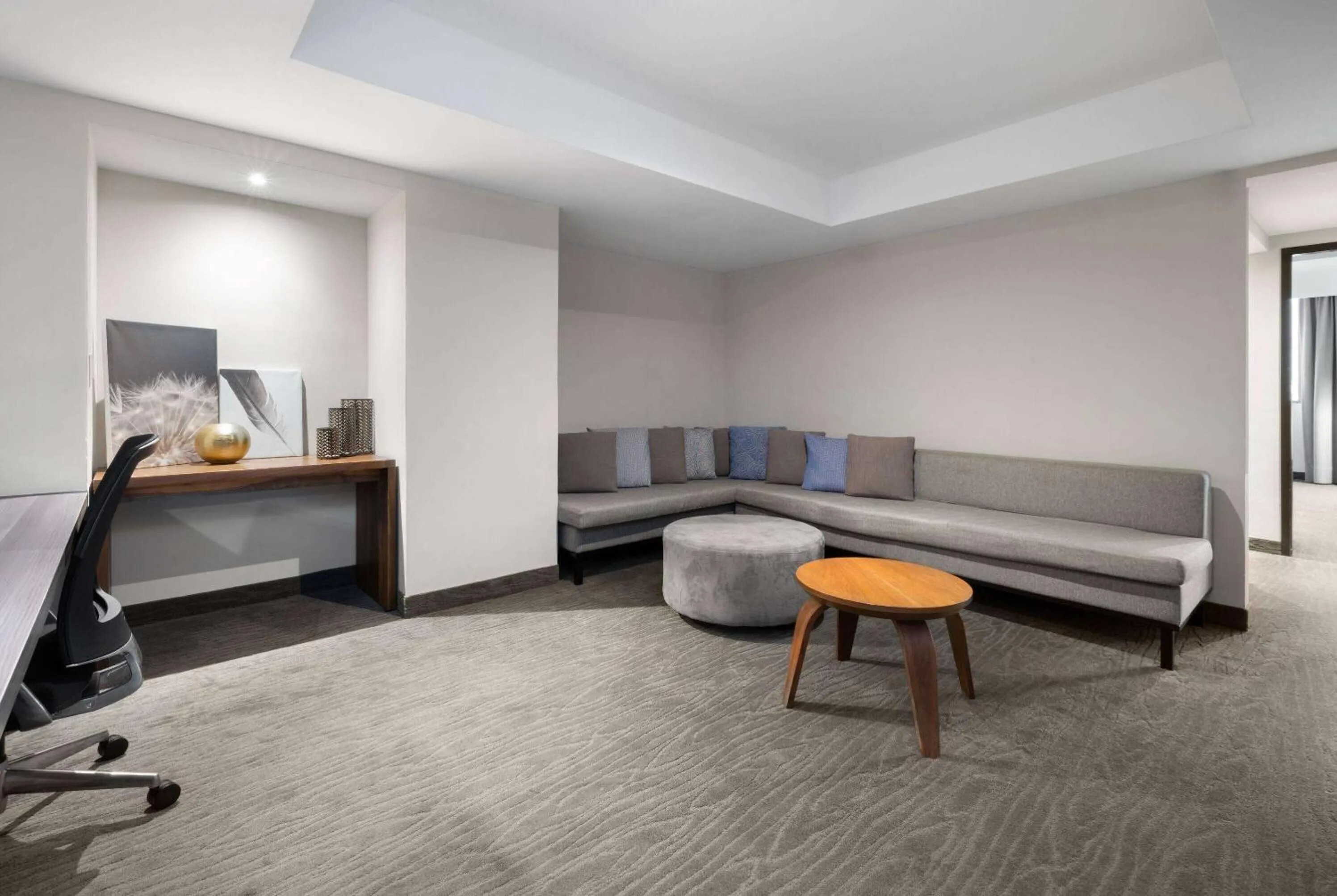 Photo of the whole room in Wyndham Monterrey Ambassador Centro