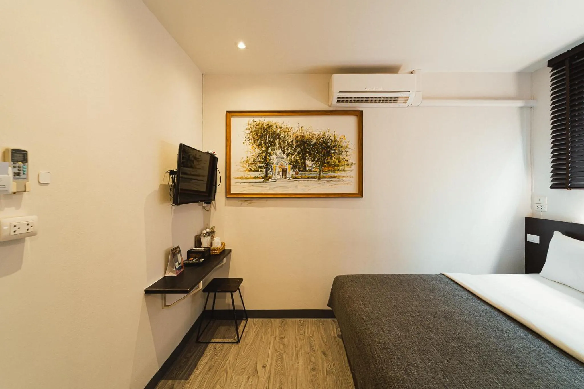 TV and multimedia, Bed in Tim Mansion