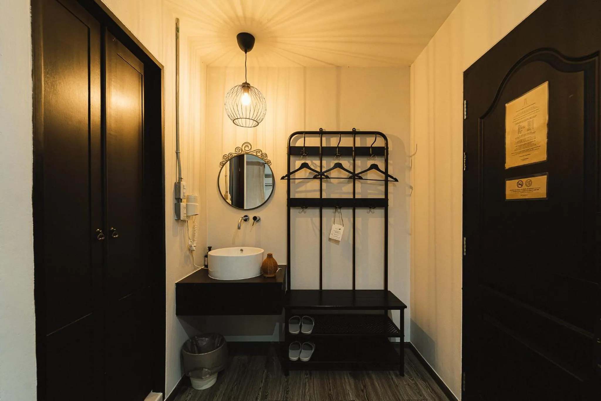 Area and facilities in Tim Mansion