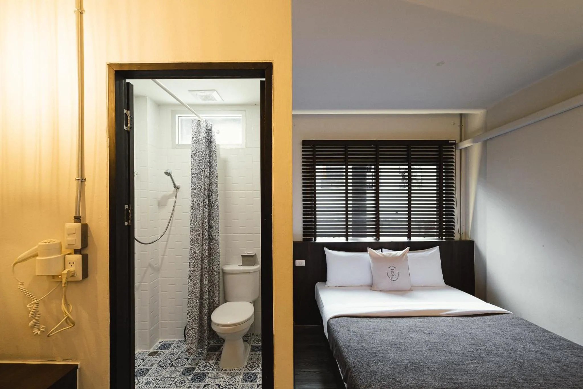 Bedroom, Bed in Tim Mansion