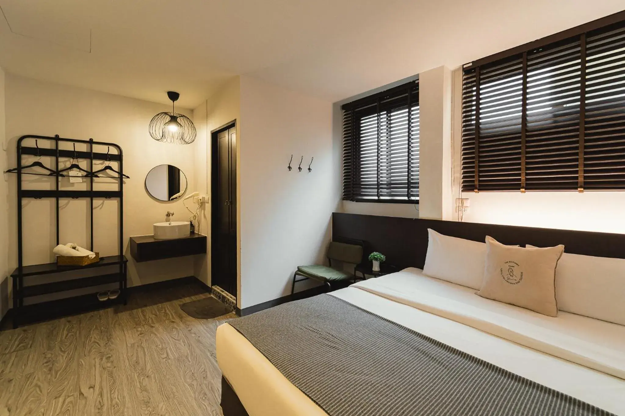 Deluxe Room with No View in Tim Mansion Deluxe Room with No View in Tim Mansion