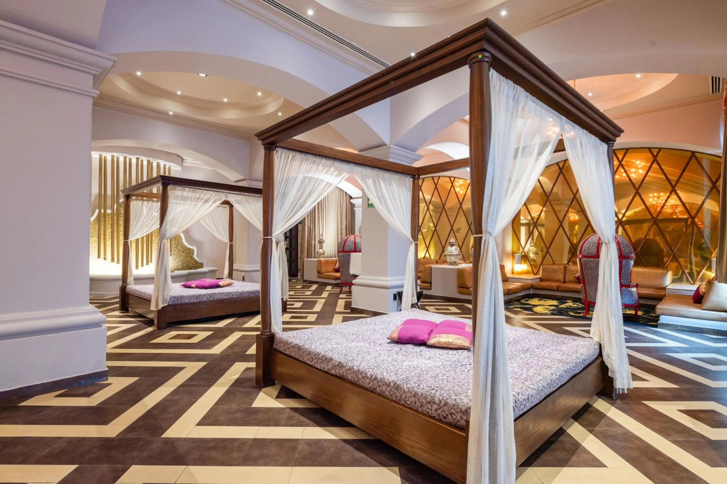 Bed in Hard Rock Hotel Riviera Maya - Heaven Adults Only - All Inclusive