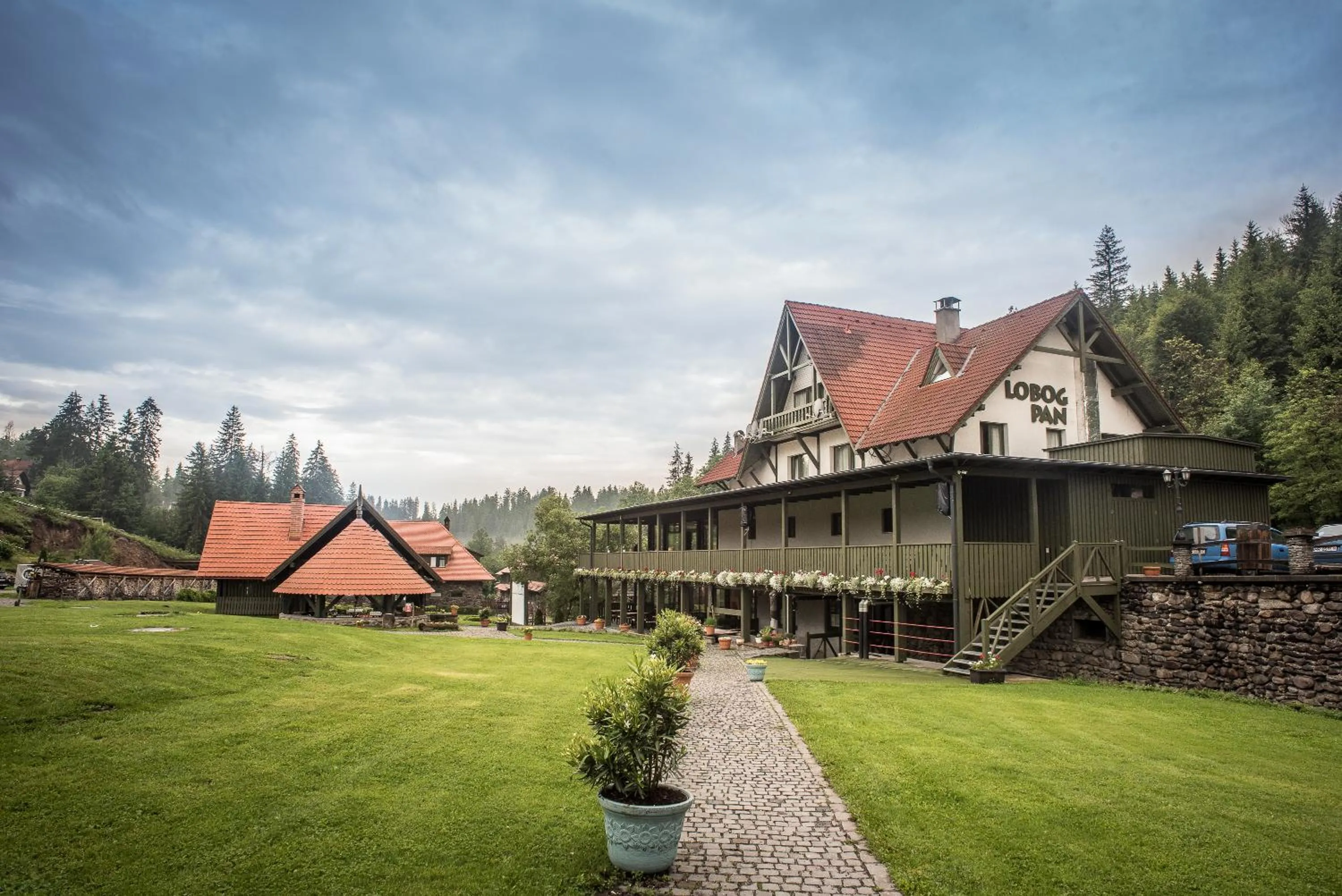 Property building in Lobogo Resort