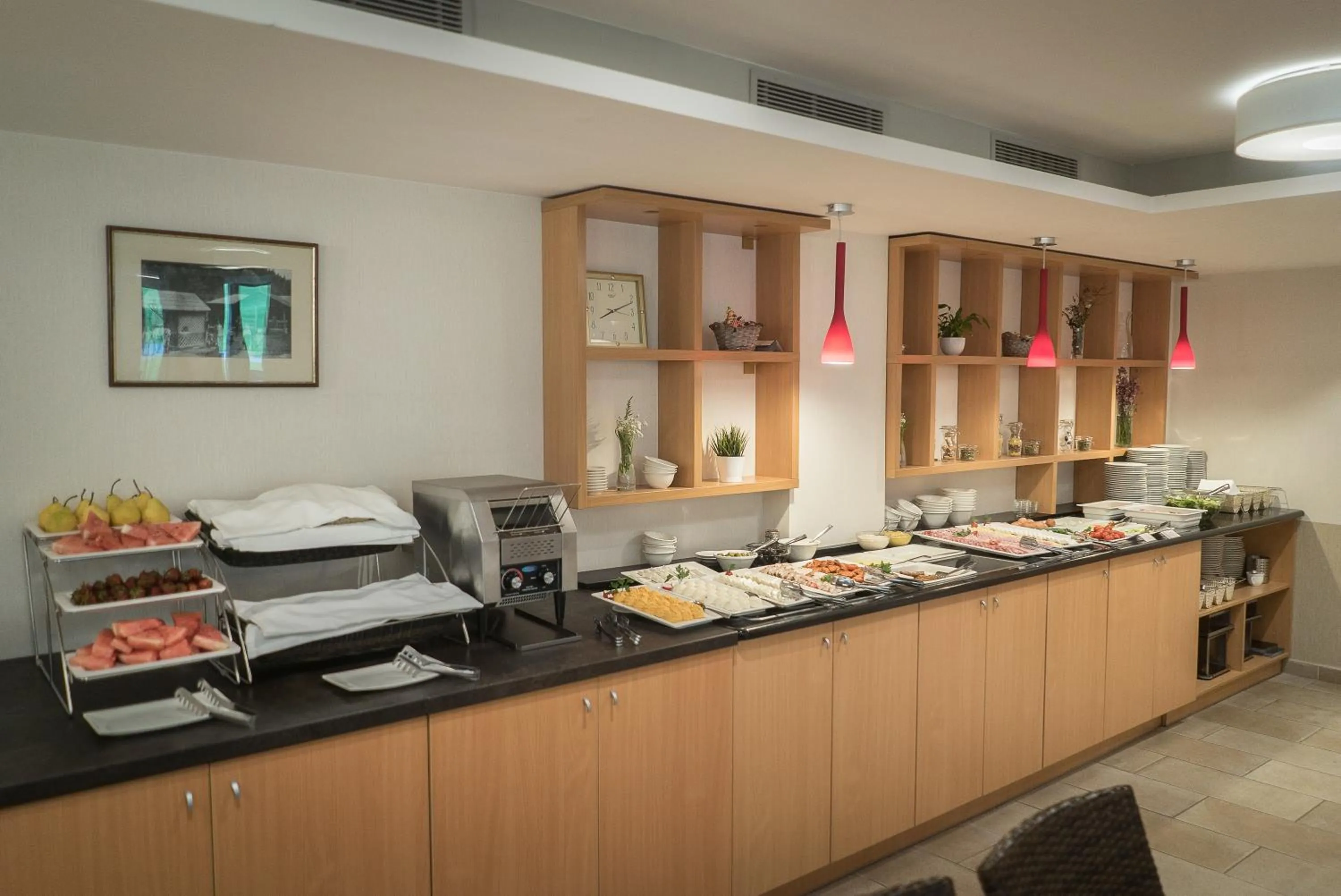 Restaurant/places to eat in Lobogo Resort