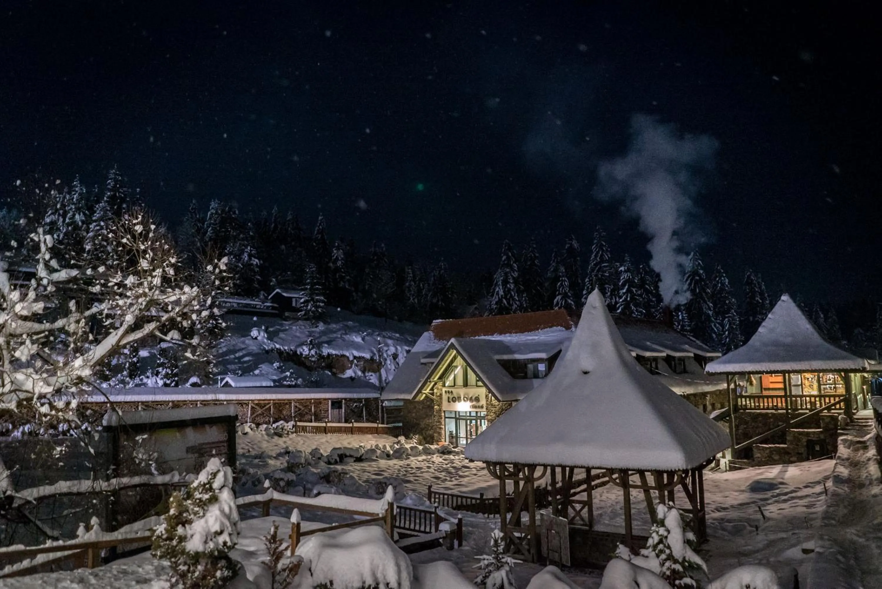 Property building in Lobogo Resort
