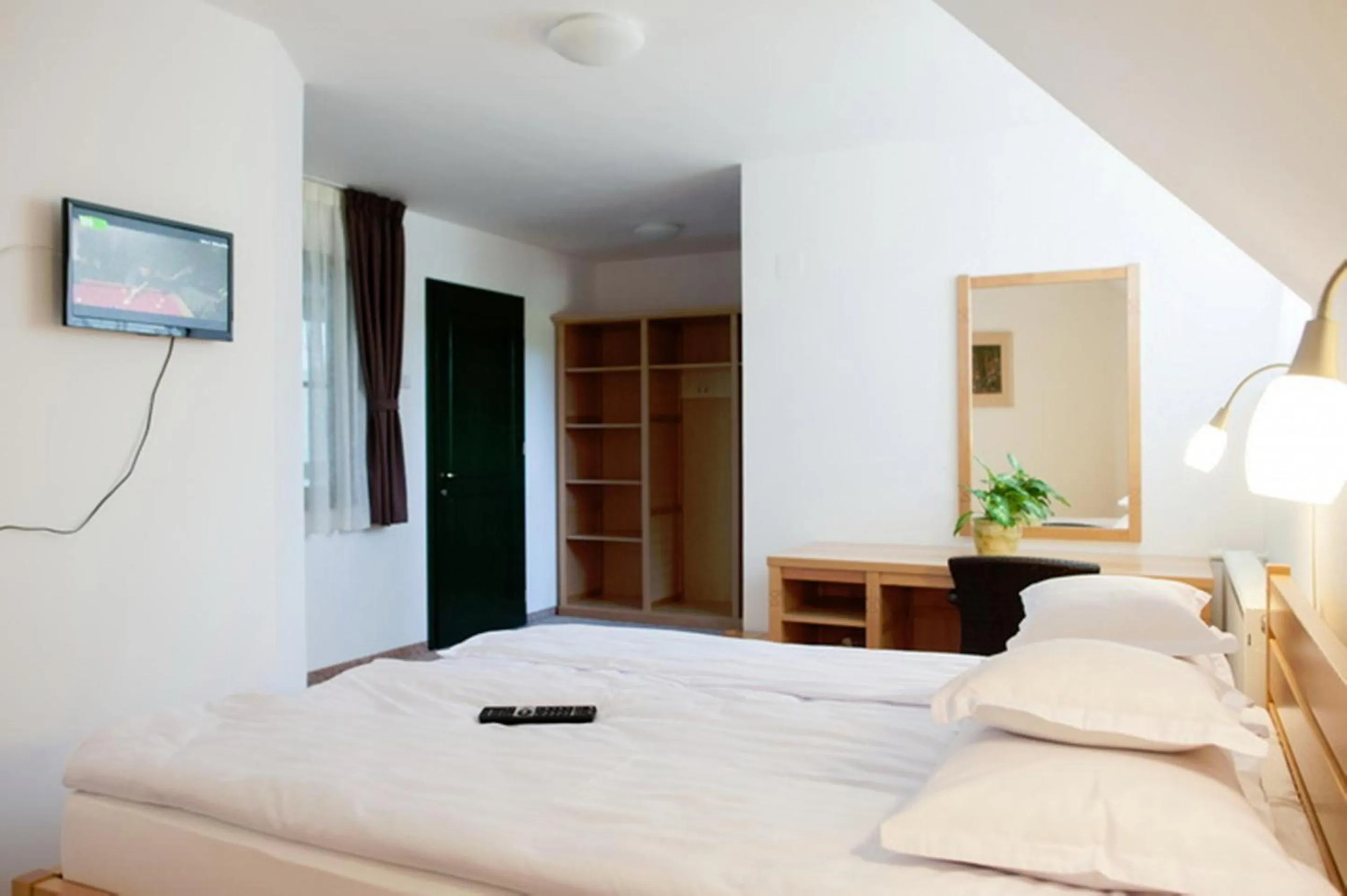 Bed in Lobogo Resort