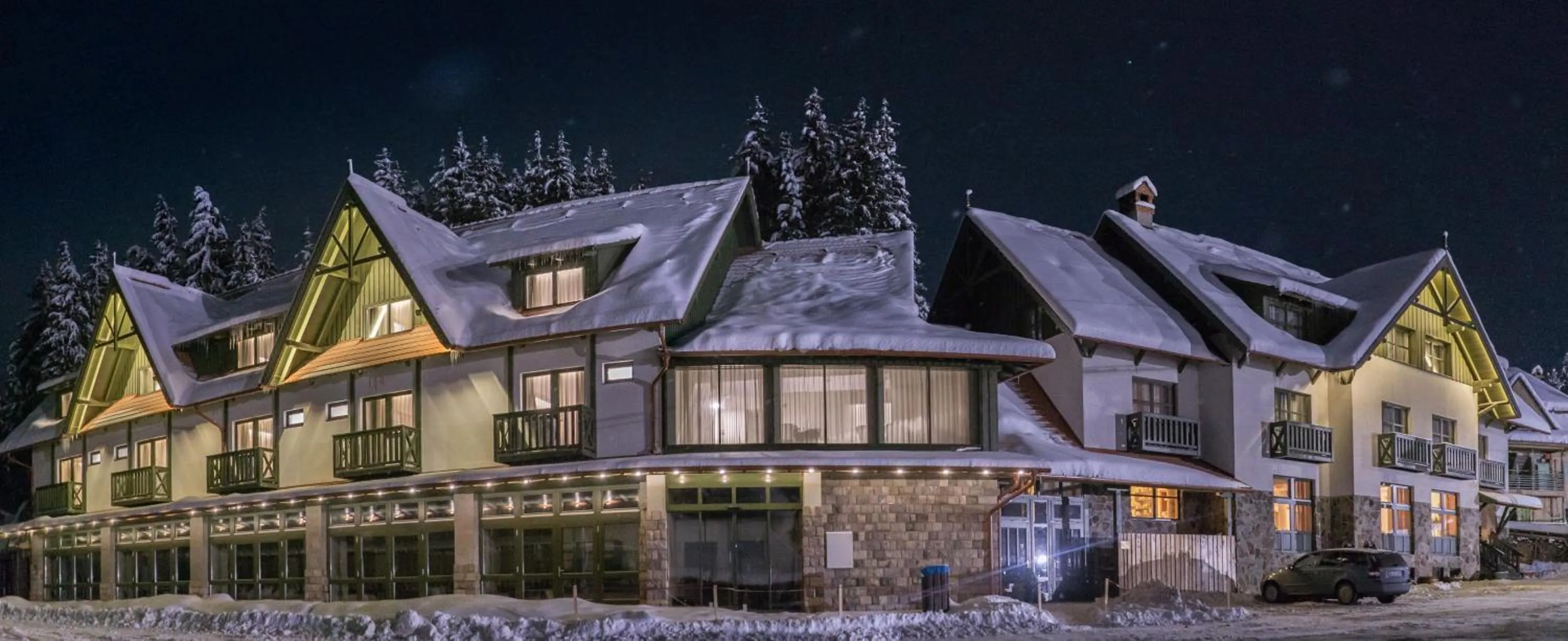 Property building in Lobogo Resort