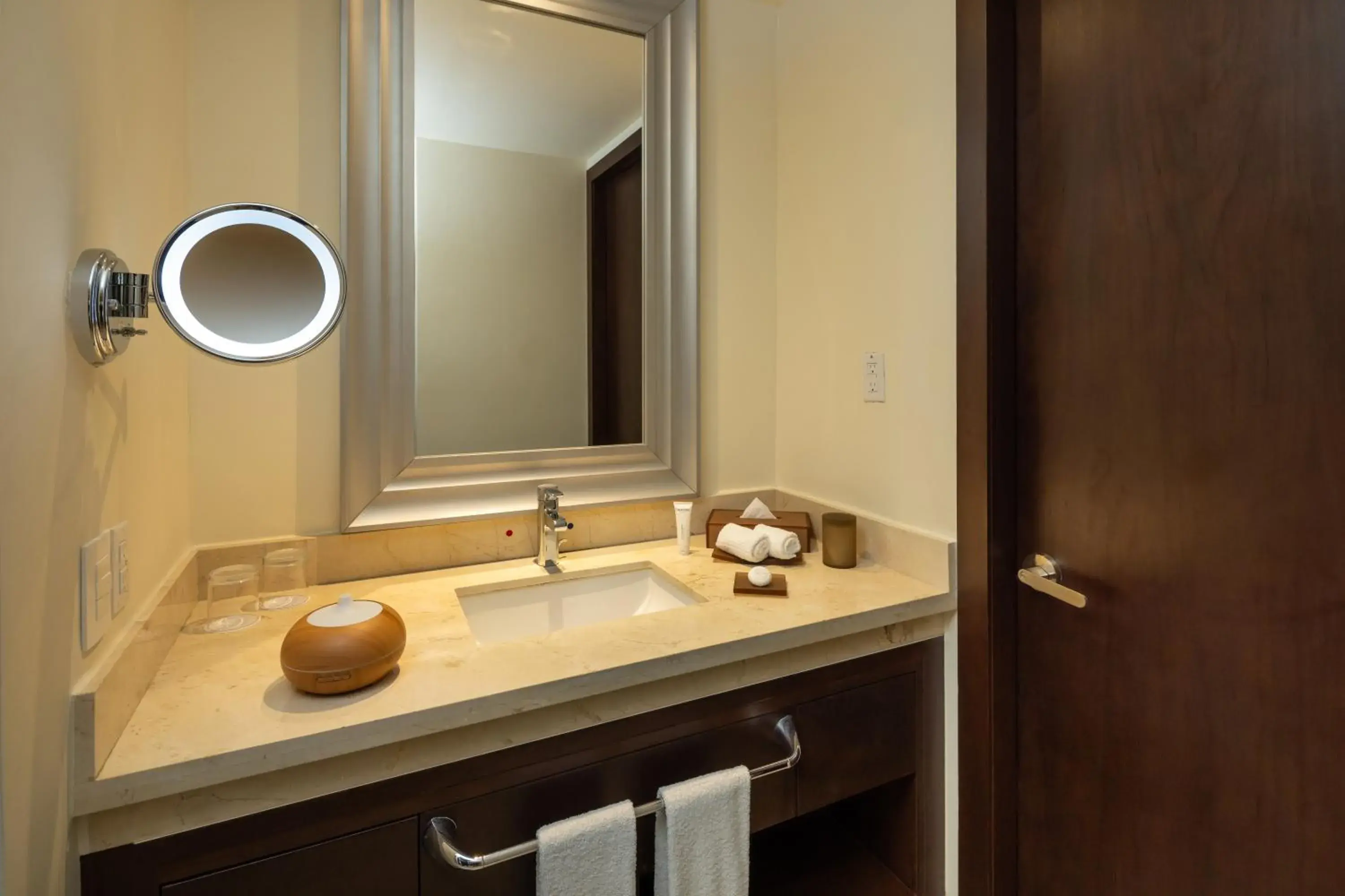 Superior Two Bedroom Presidential Suite Golf Course - Kids & Teens Free in Moon Palace Cancun - All Inclusive Superior Two Bedroom Presidential Suite Golf Course - Kids & Teens Free in Moon Palace Cancun - All Inclusive