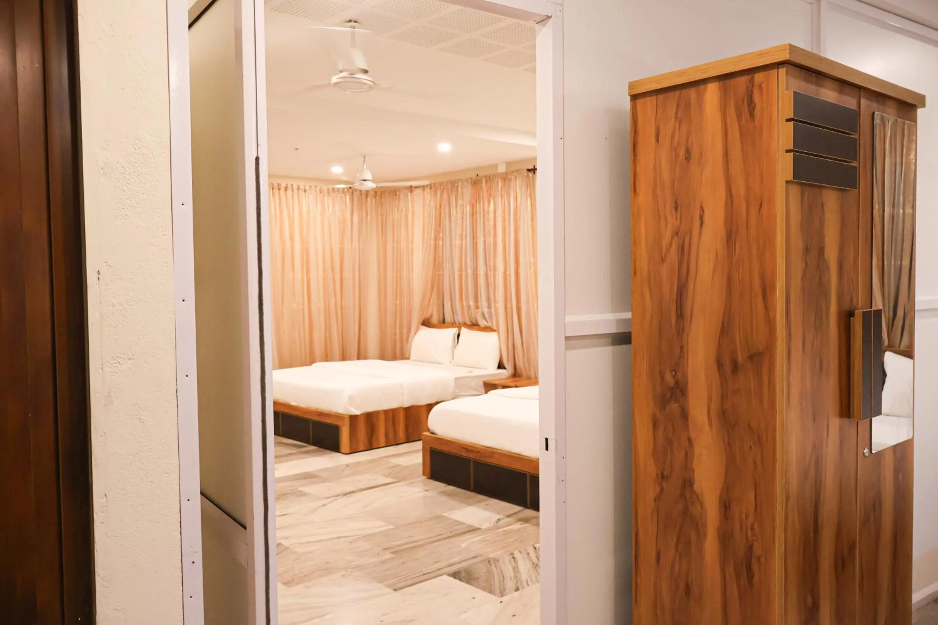 Kalanad Residency And Convention Centre