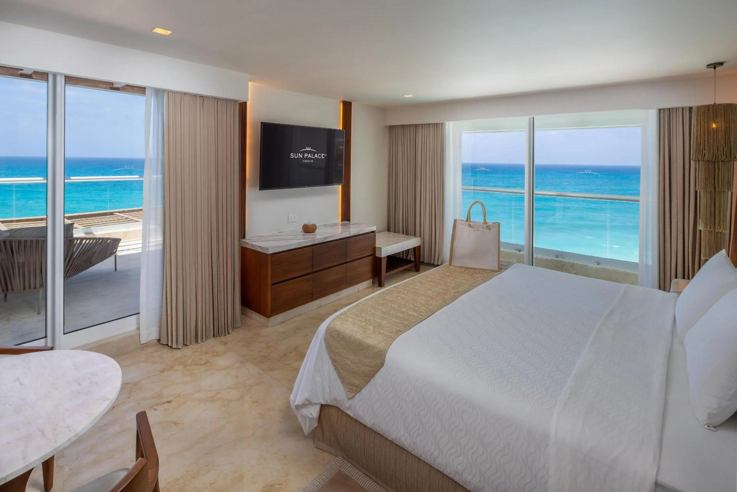 TV and multimedia, Bed in Sun Palace - All Inclusive Adults Only