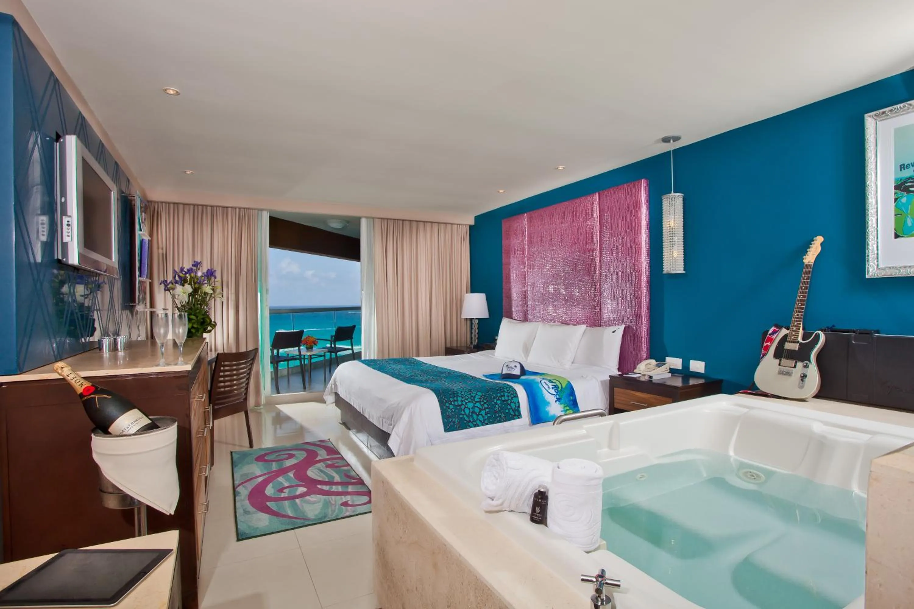 Bedroom, Bed in Hard Rock Hotel Cancun - All Inclusive