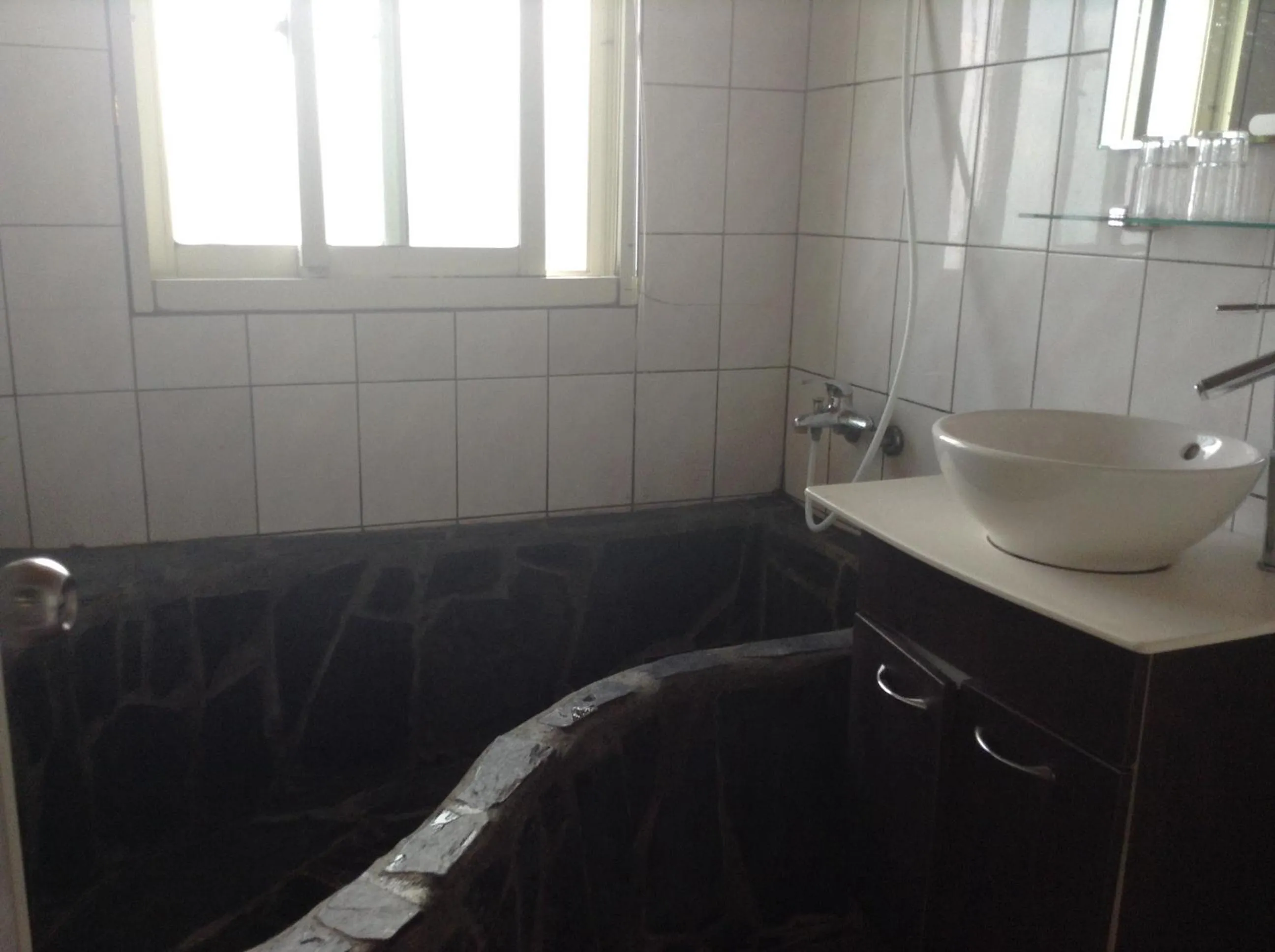 Bathroom in Bunbury Fruit Ranch B&B