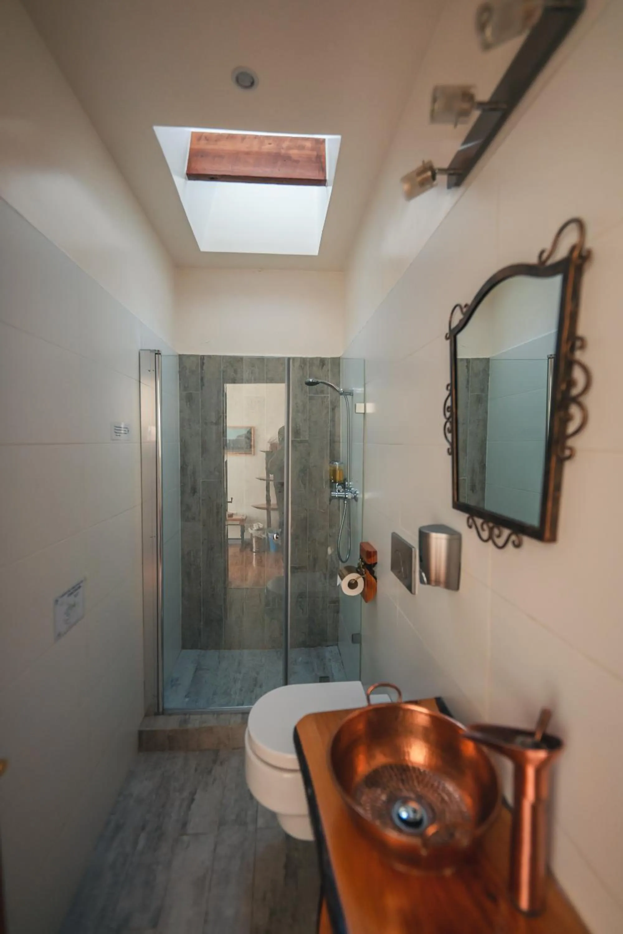 Bathroom in AYCA La Flora Hotel Boutique