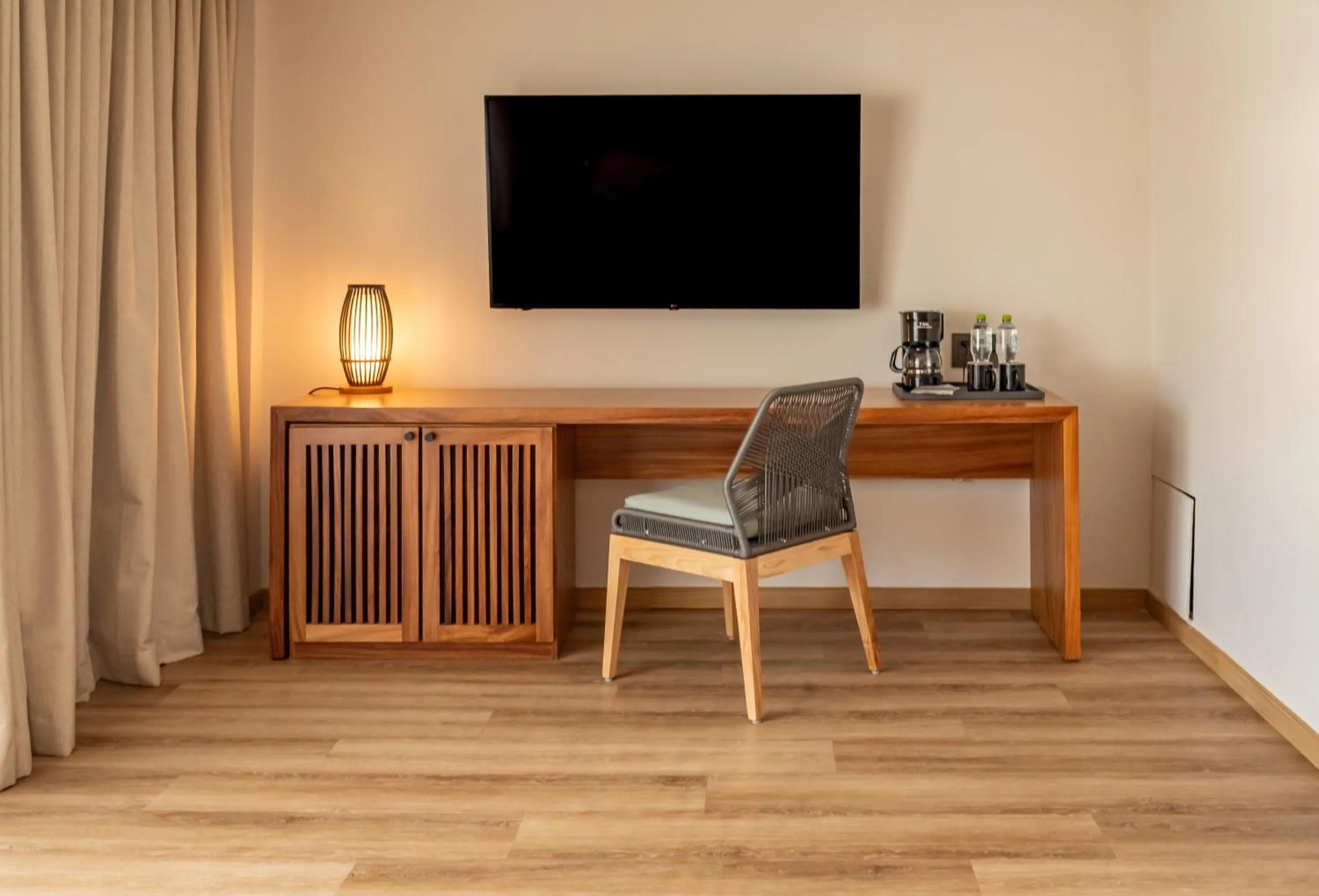 TV and multimedia in Emporio Mazatlan