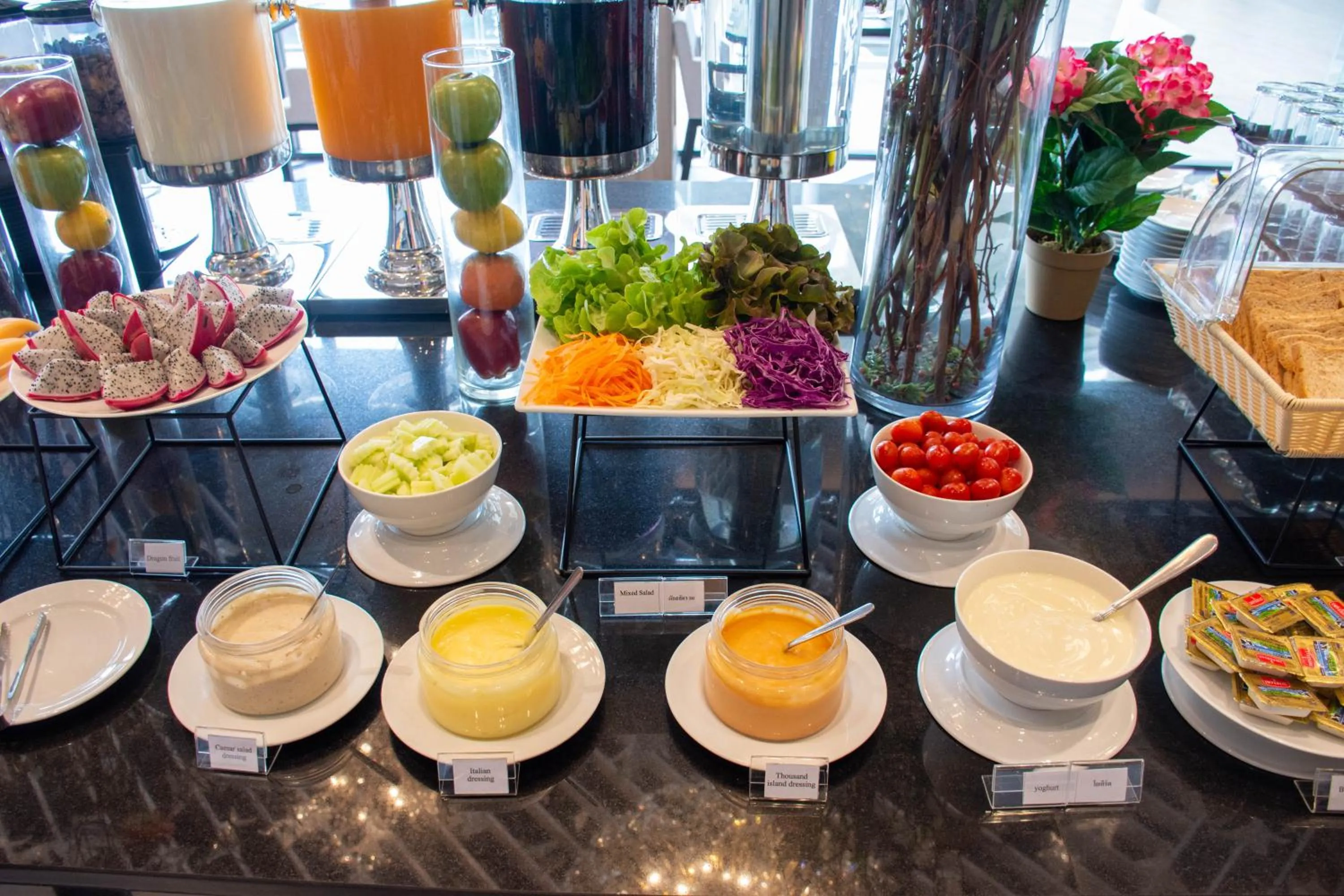 Restaurant/places to eat in Chor Cher The Luxury Green Hotel - SHA Extra Plus