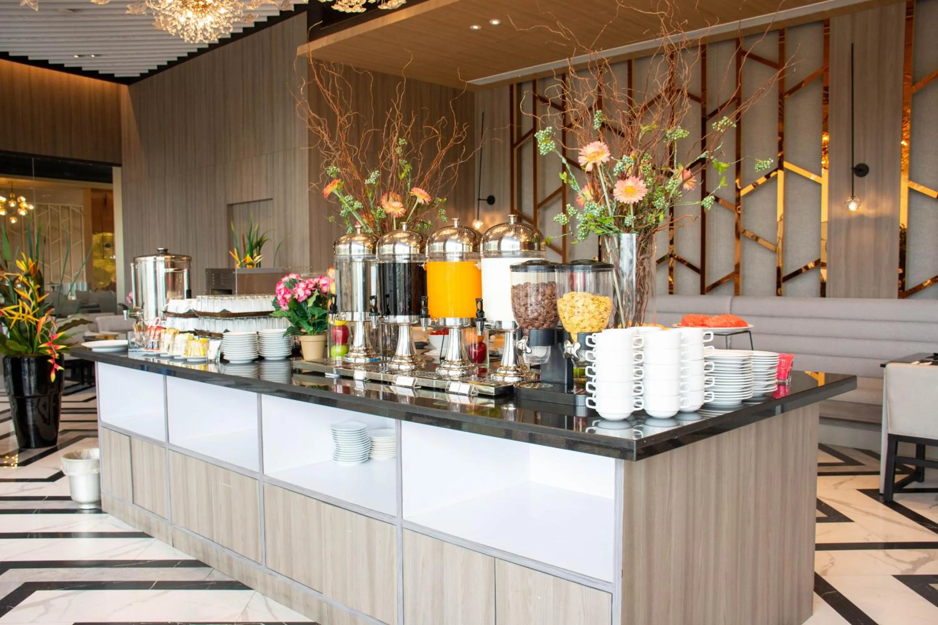 Restaurant/places to eat in Chor Cher The Luxury Green Hotel - SHA Extra Plus