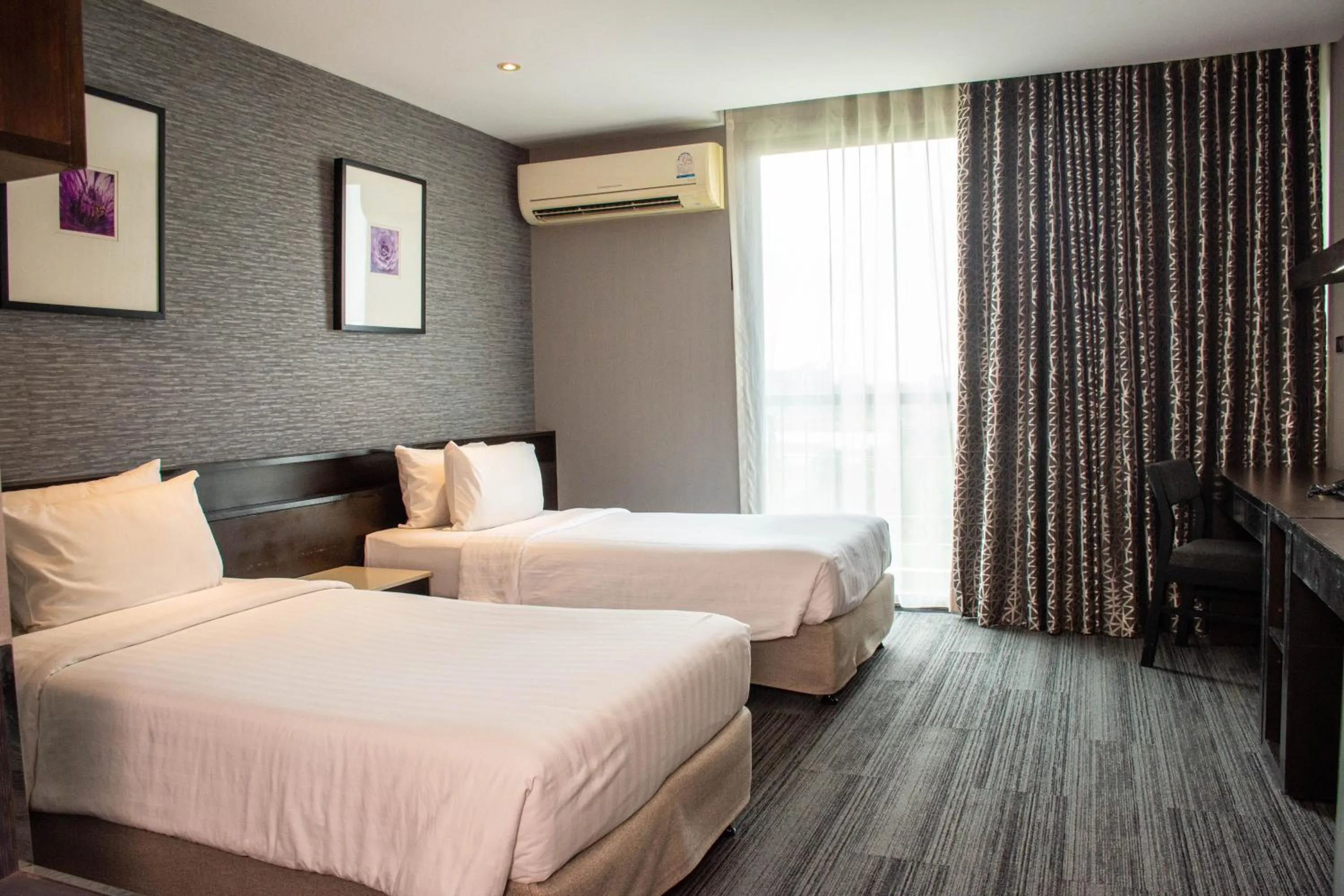 Bed in Chor Cher The Luxury Green Hotel - SHA Extra Plus