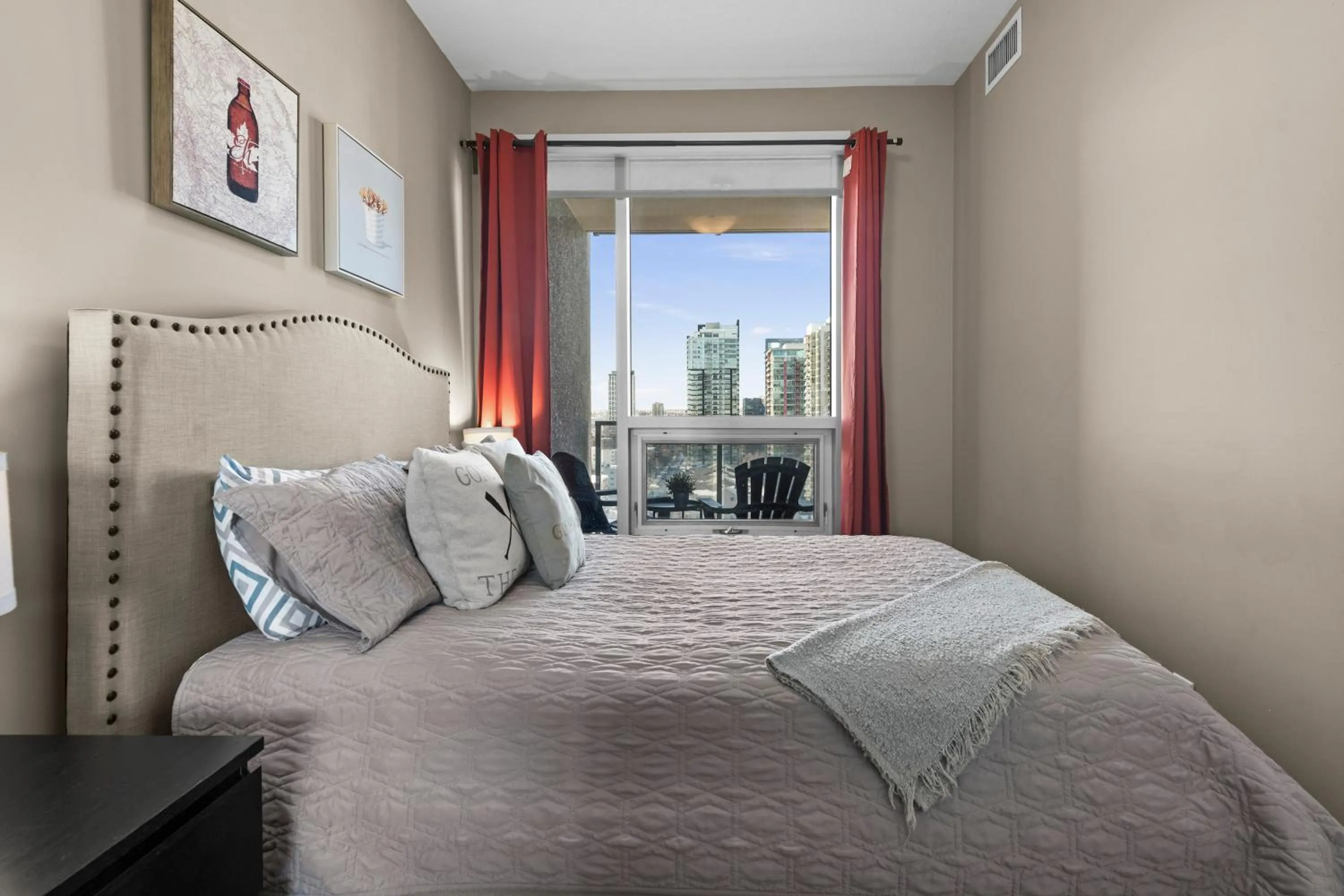 Bed in GlobalStay Downtown Calgary Condos