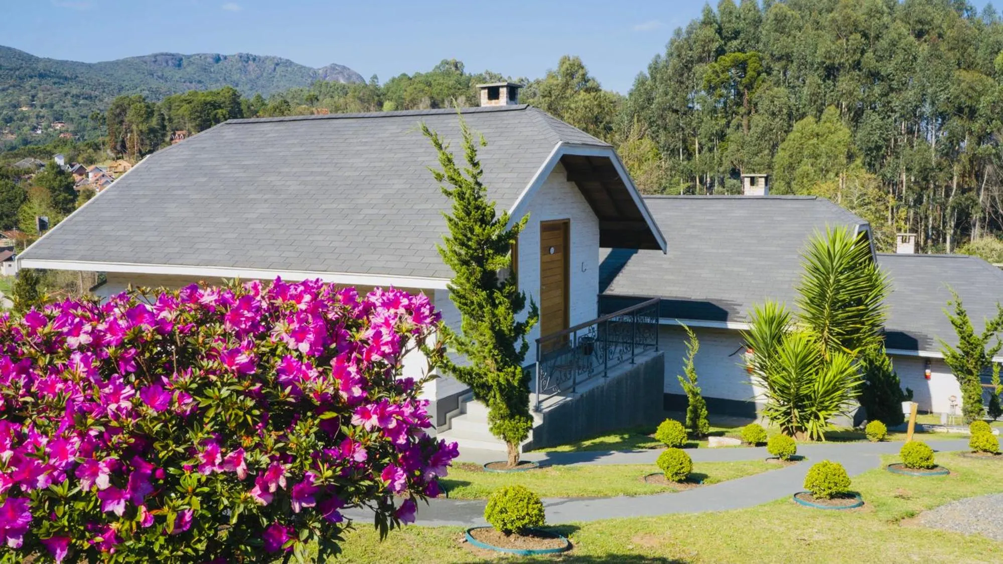 Property building in Pousada Villa Monte Verde