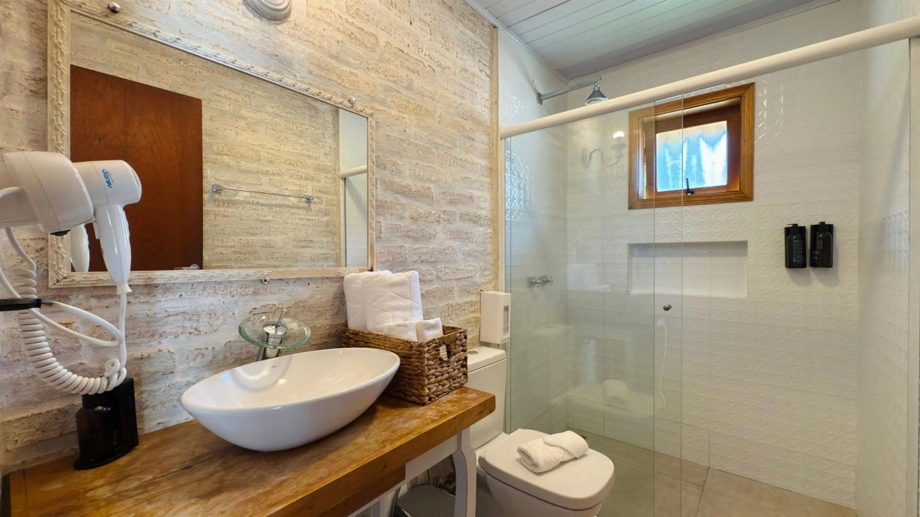 Bathroom in Pousada Villa Monte Verde